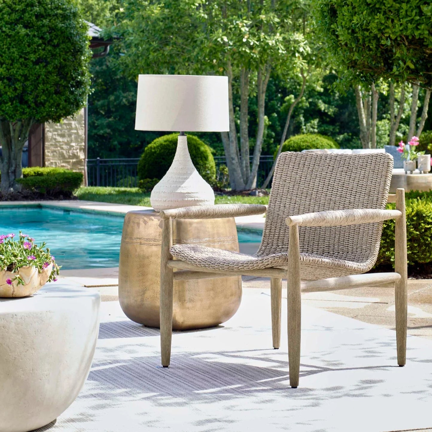 Luxury Beige Wicker Lounge Chair Modern European Style for Villa
