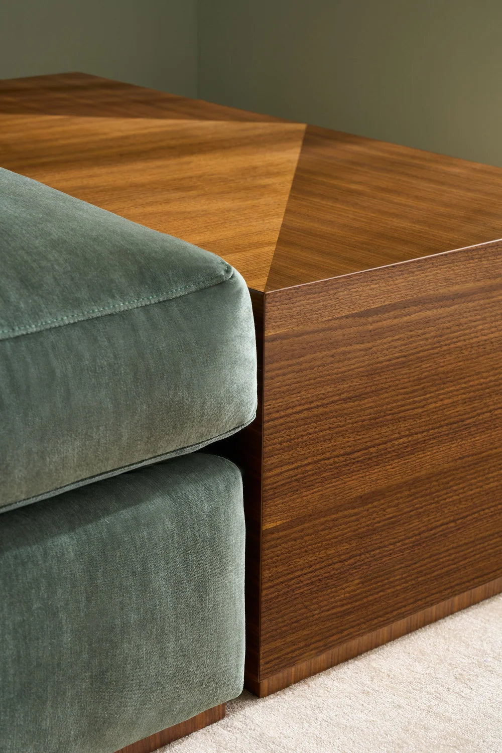 Luxury Bello Wooden Block Coffee Table Modern Italian Style for Villa