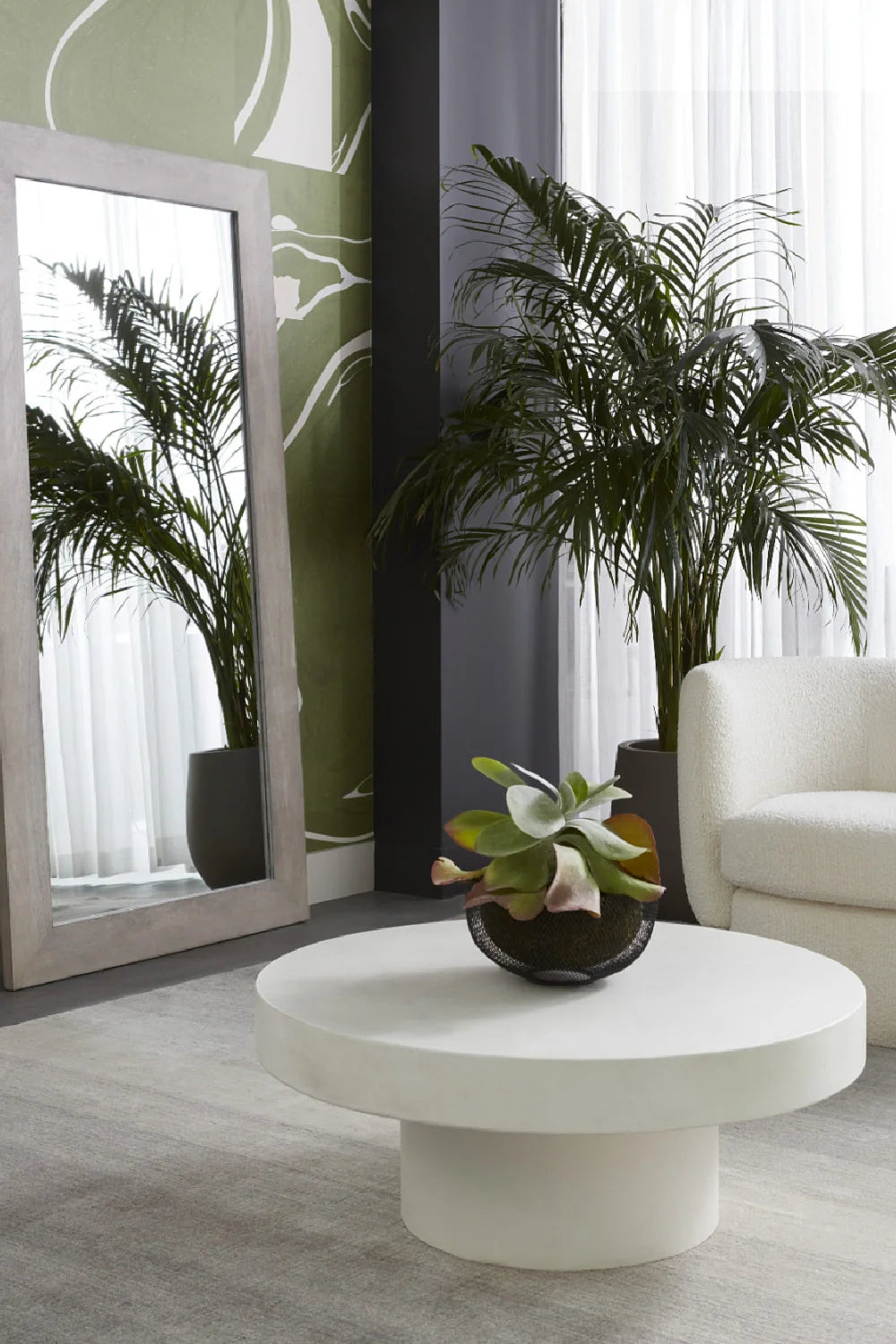 Luxury Black Concrete Round Coffee Table Modern Italian Style for Villa