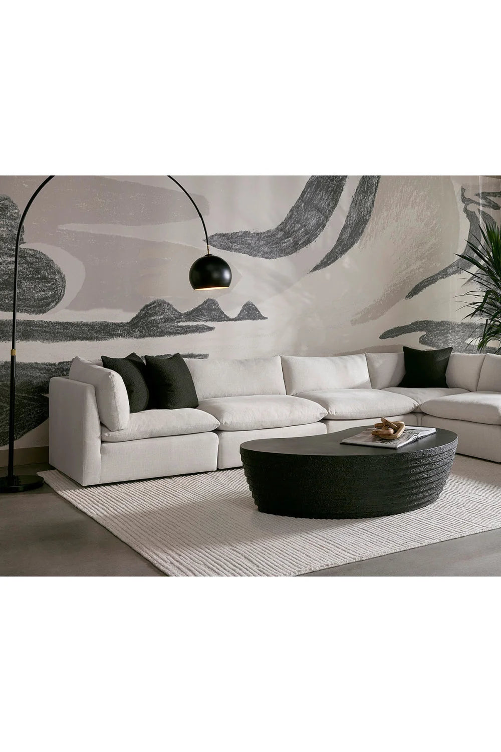 Luxury Black Curved Coffee Table Modern Italian Style for Villa