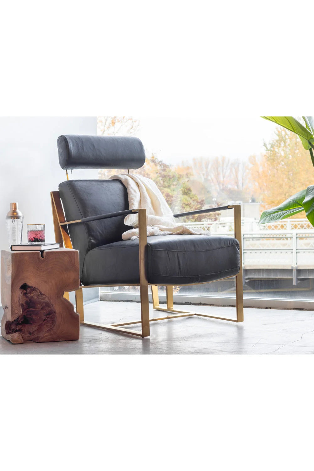 Luxury Black Leather Occasional Chair Modern Italian Style for Villa