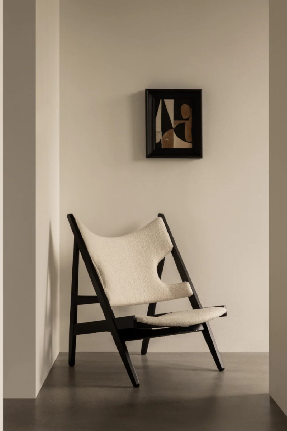 Luxury Black Oak Lounge Chair Modern Italian Style for Villa