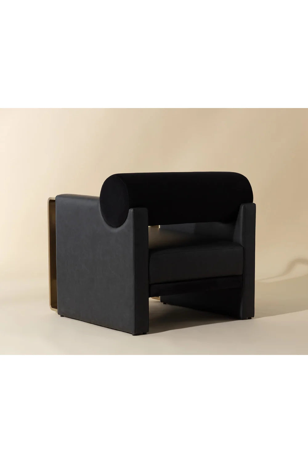 Luxury Bolster Back Black Lounge Chair European Style for Villa