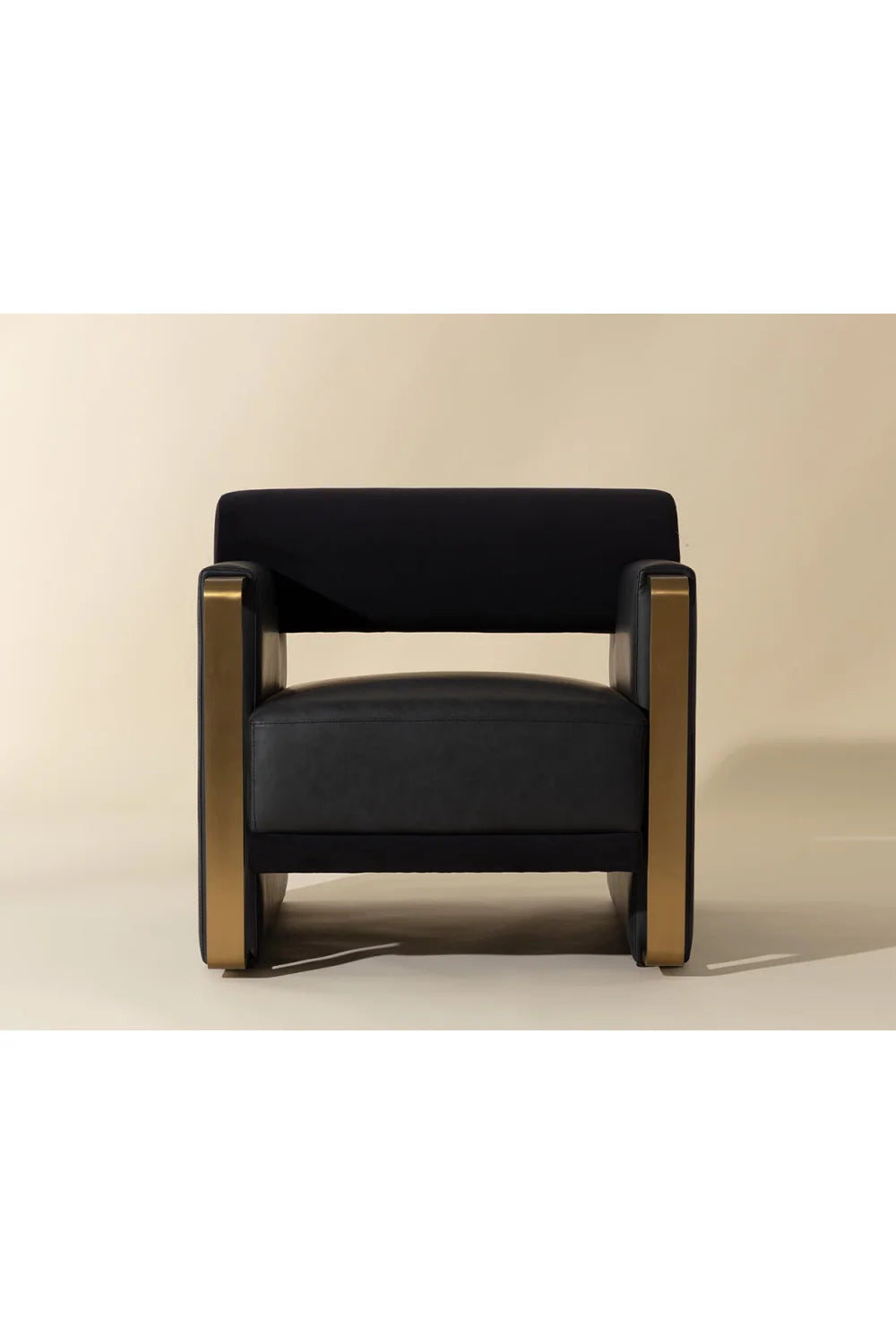 Luxury Bolster Back Black Lounge Chair European Style for Villa