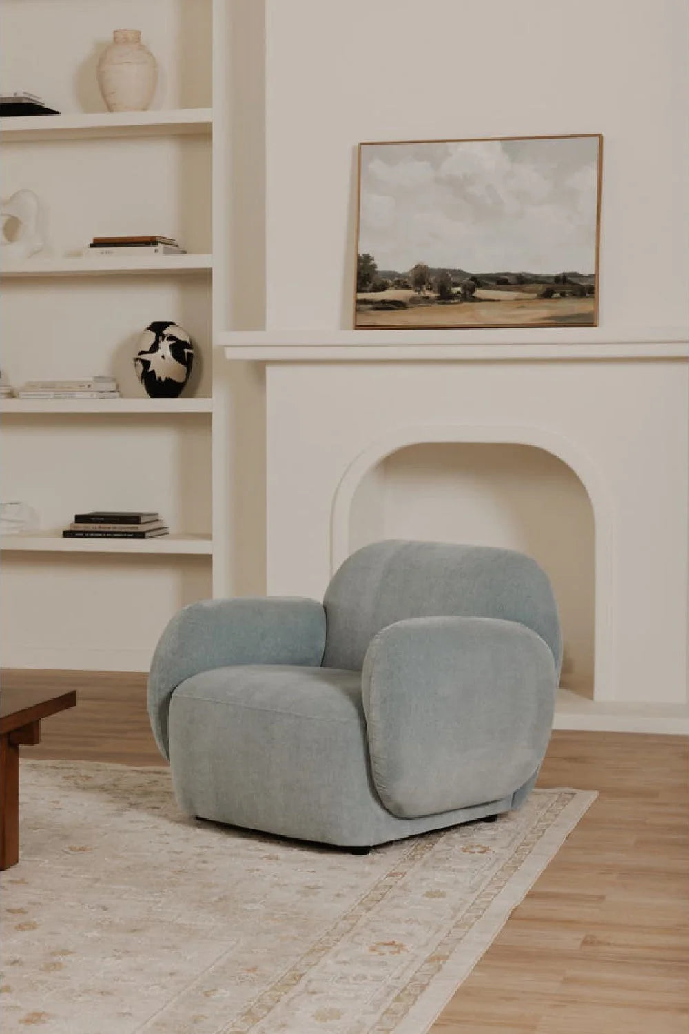 Luxury Boucle Low Profile Lounge Chair Modern Italian Style for Villa