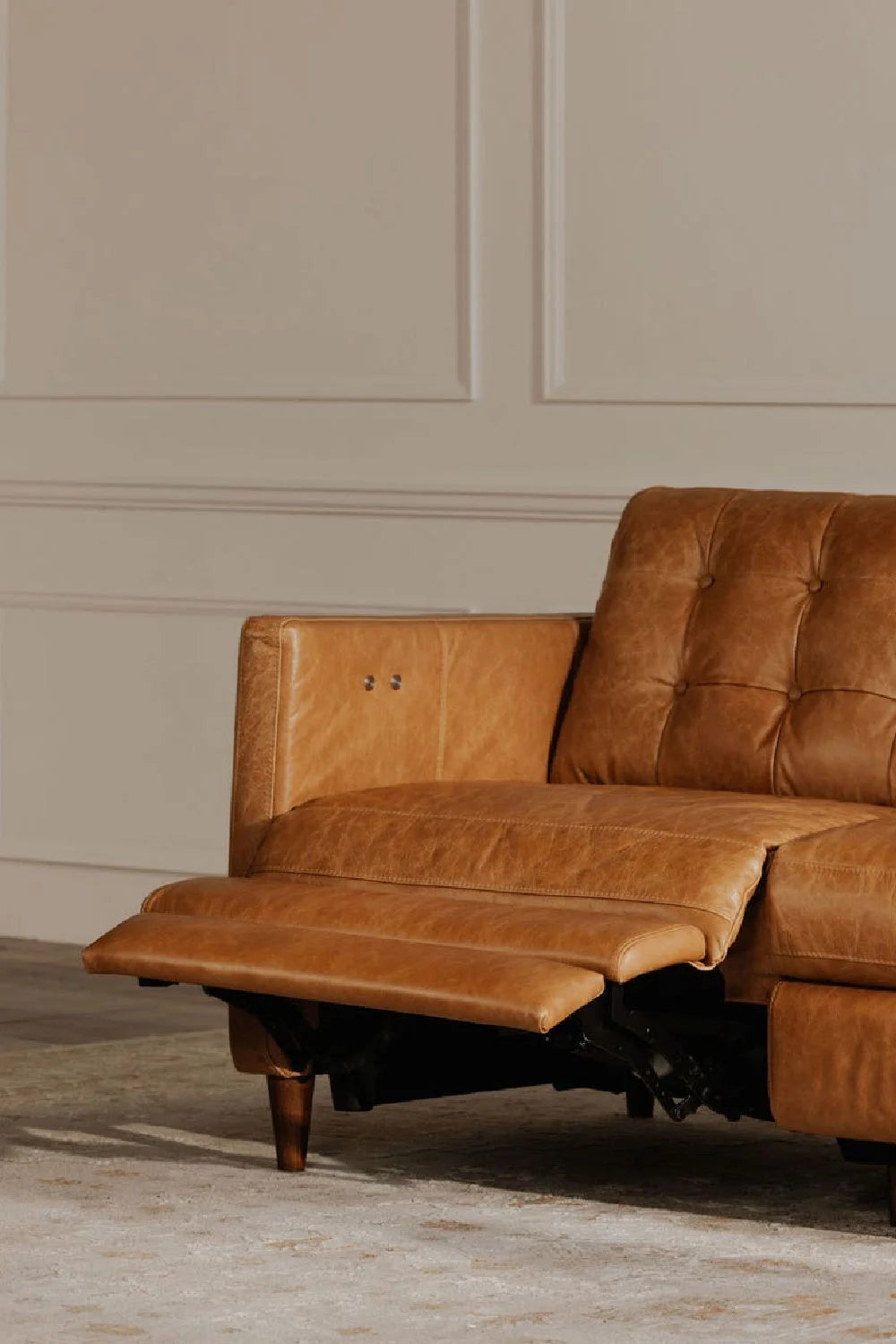 Luxury Bridgers Leather Recliner Sofa Modern Italian Style for Villa
