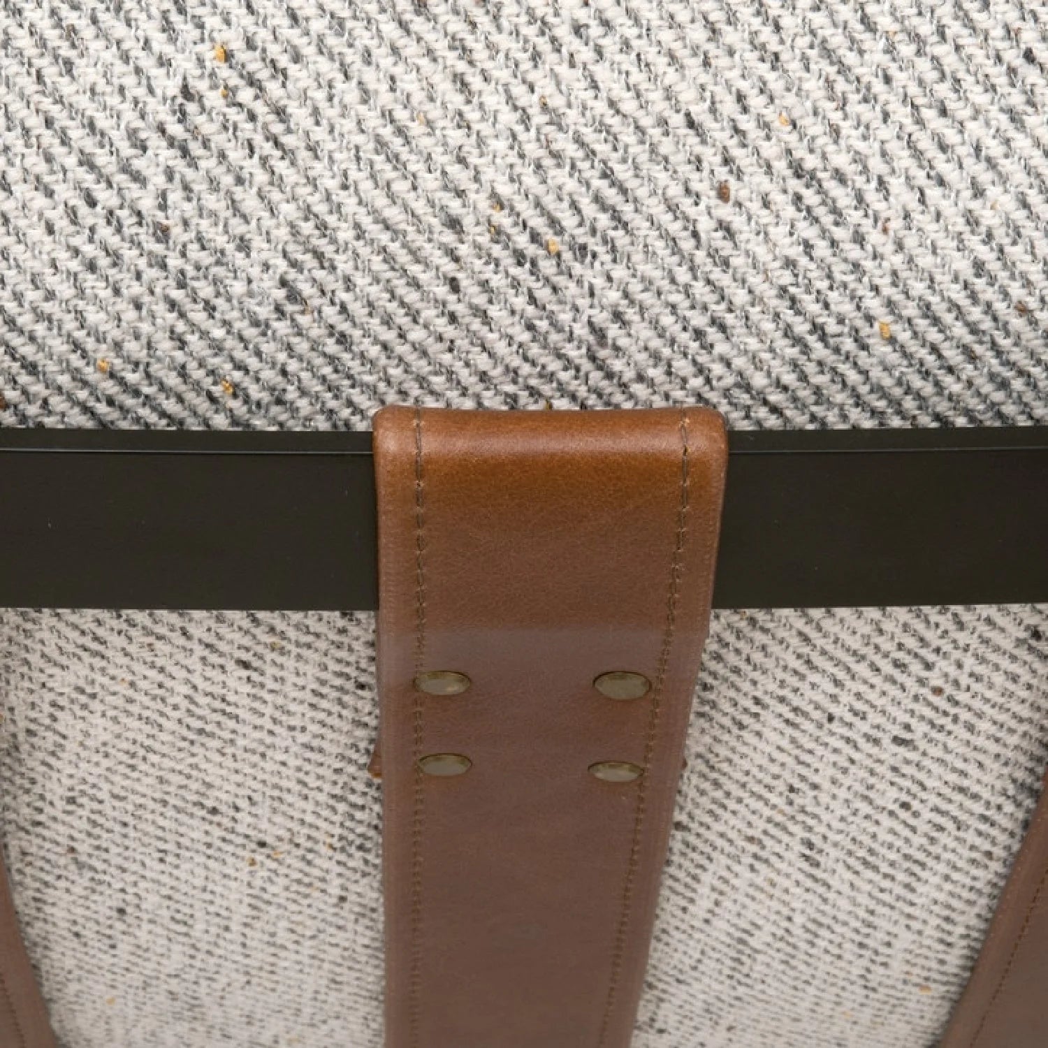 Luxury Brown Leather Lounge Chair Modern European Style for Villa