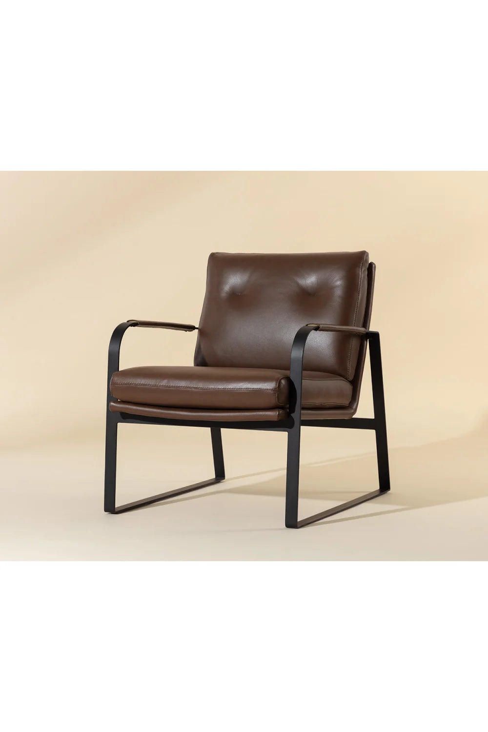 Luxury Brown Leather Lounge Chair Modern Italian Style for Villa