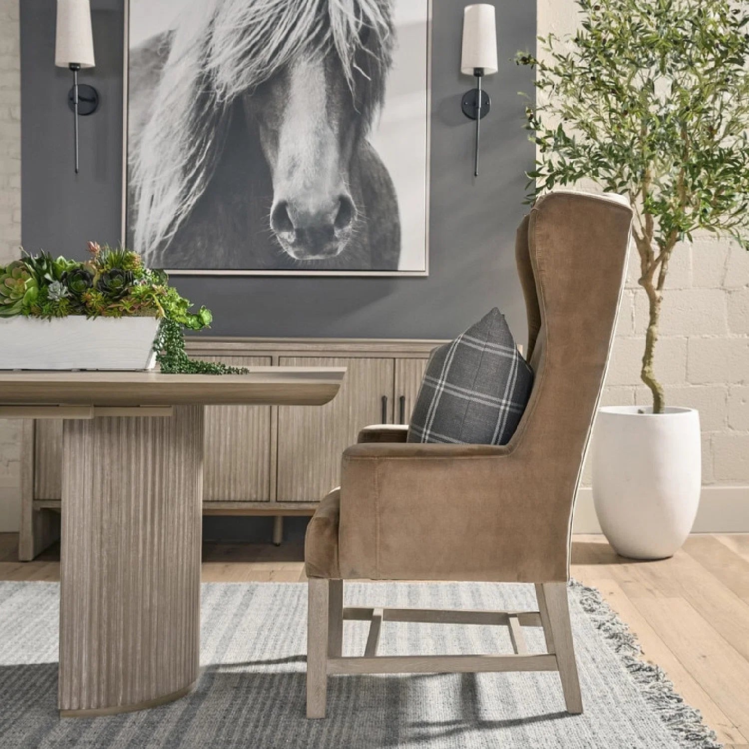 Luxury Brown Velvet High Back Accent Chair Modern Italian Style for Villa