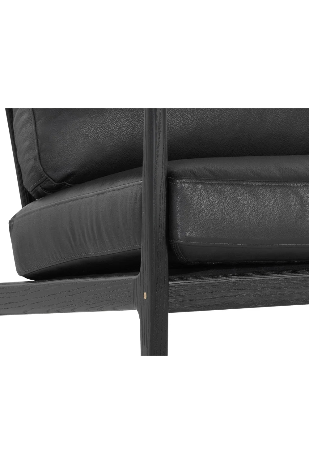 Luxury Button-Tufted Leather Lounge Chair Modern Italian Style for Villa