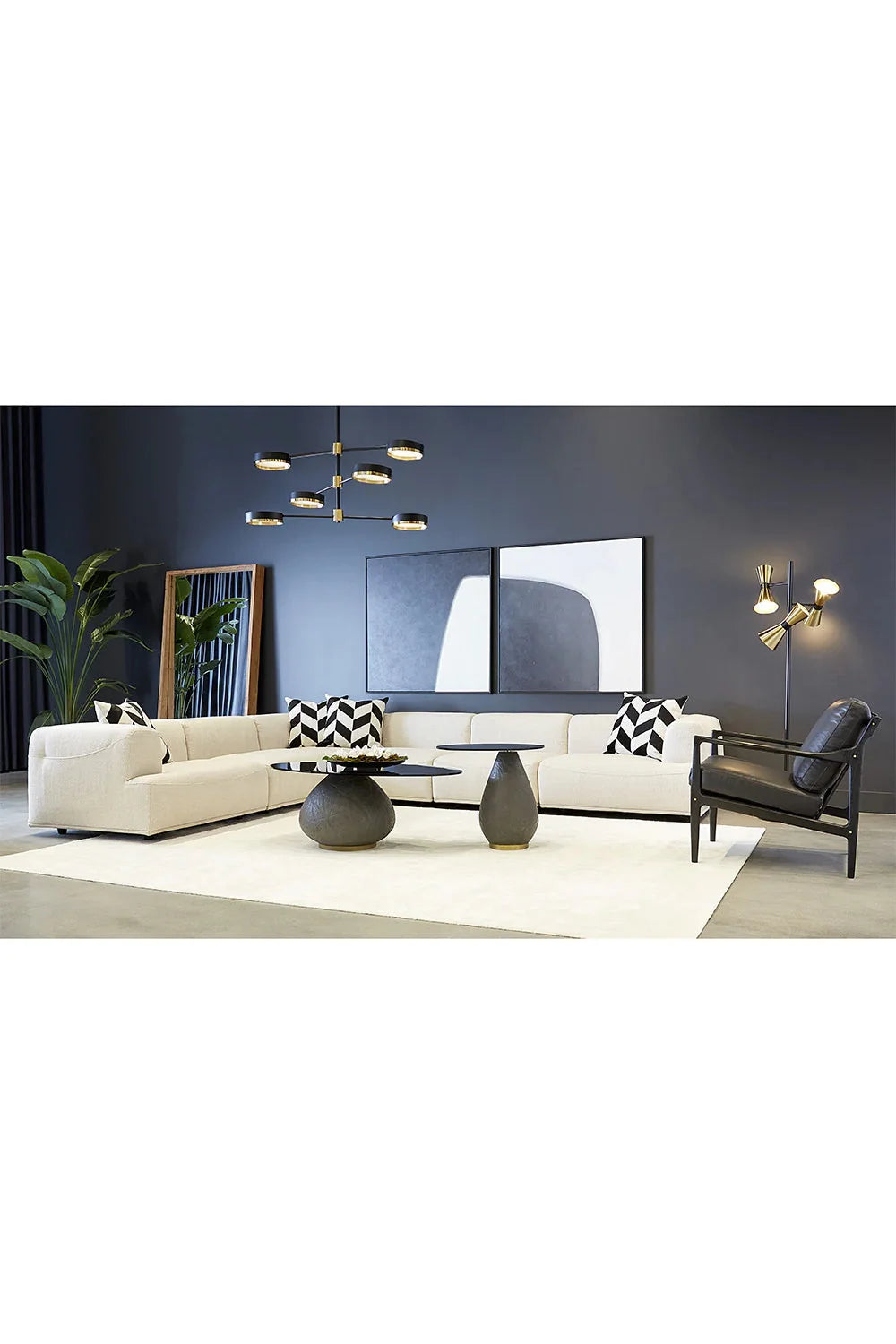 Luxury Button-Tufted Leather Lounge Chair Modern Italian Style for Villa