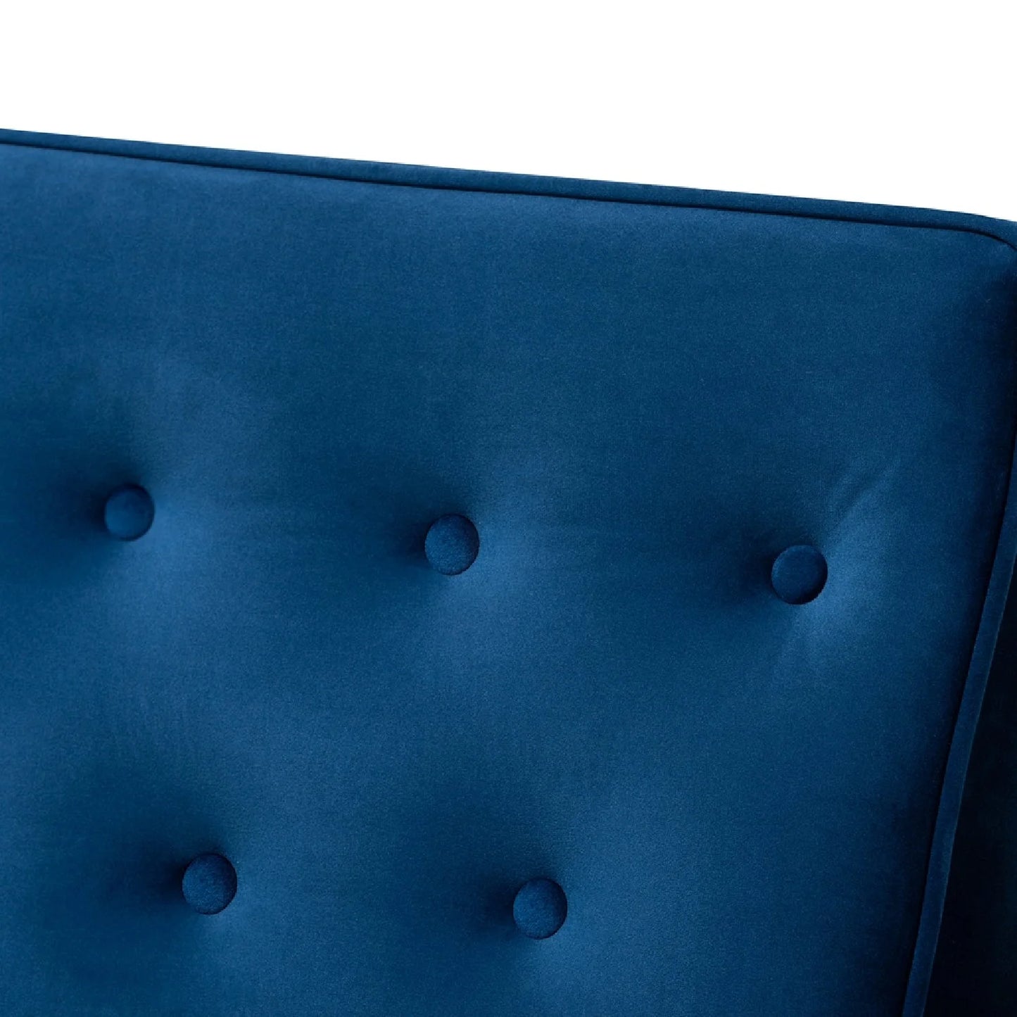 Luxury Button-Tufted Lounge Chair Modern Italian Style for Villa