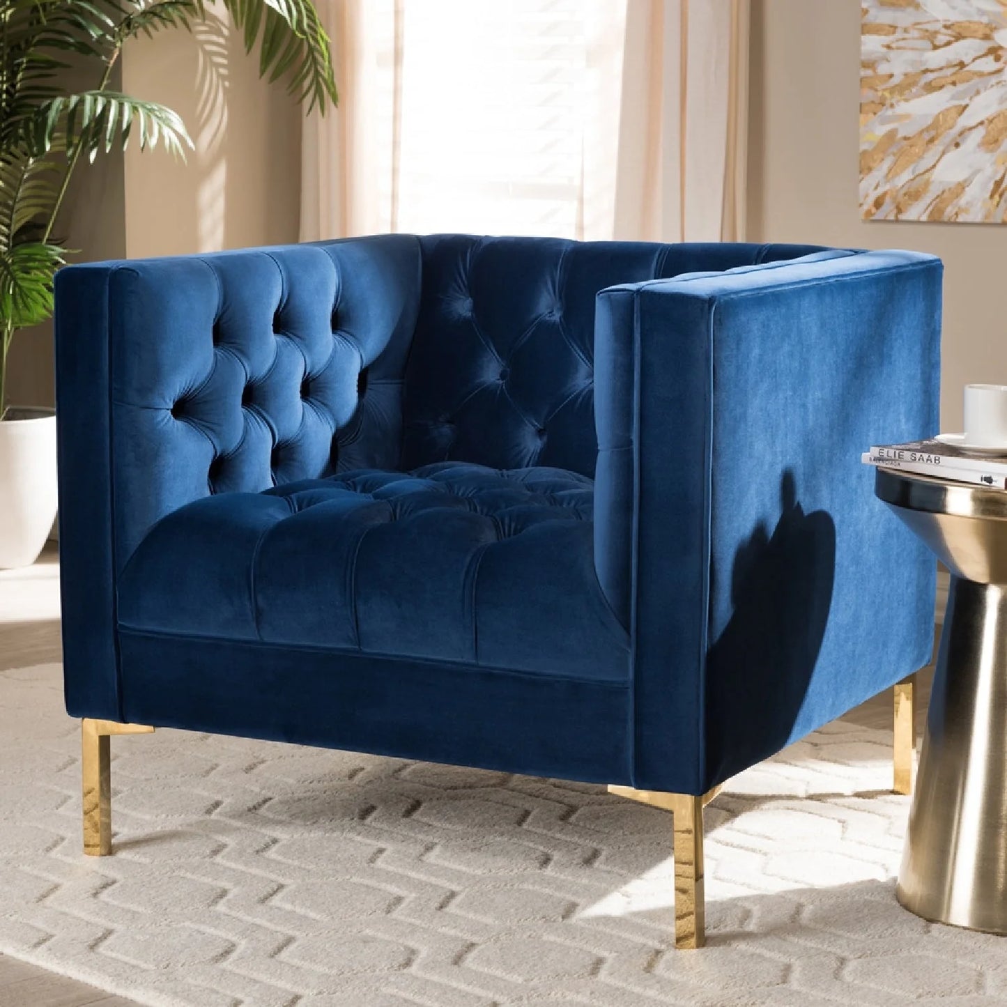 Luxury Button-Tufted Velvet Lounge Chair Modern Italian Style for Villa