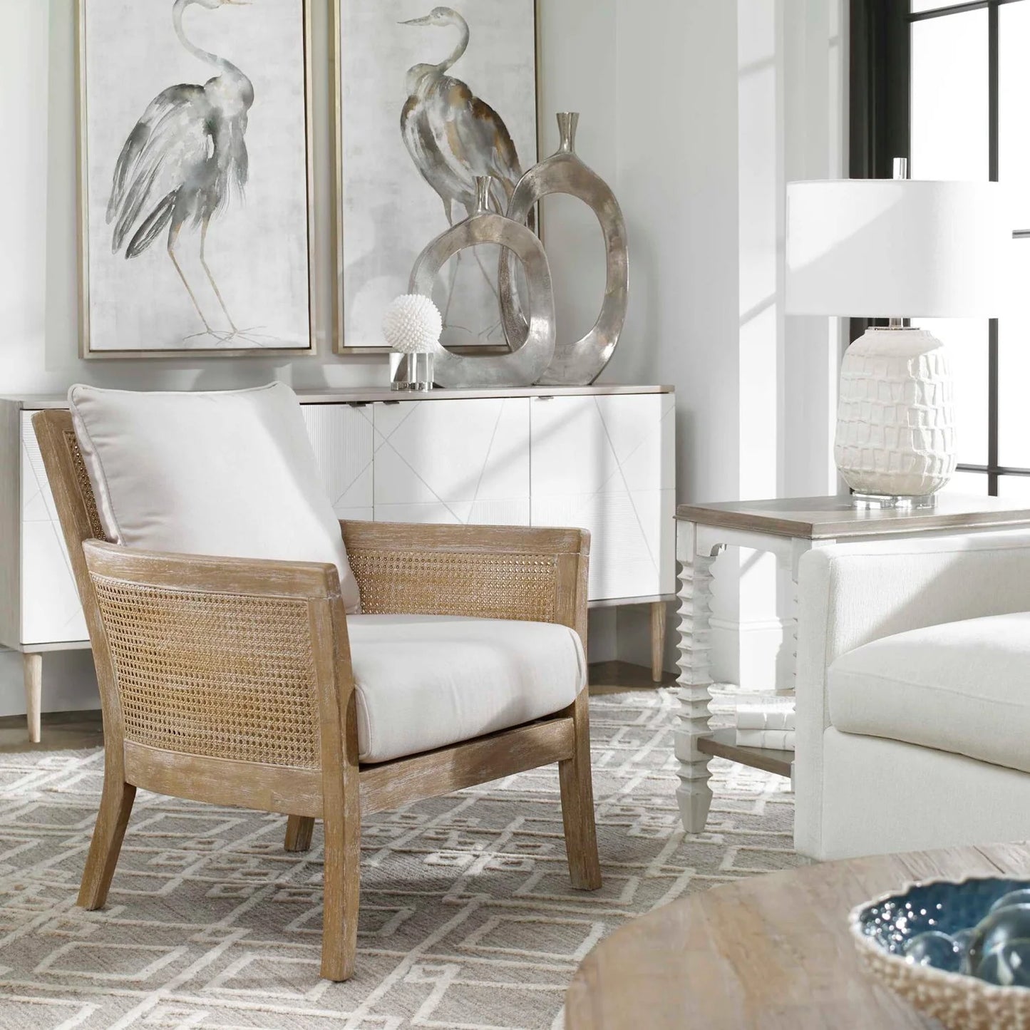 Luxury Canework Padded Lounge Chair Modern Italian Style for Villa