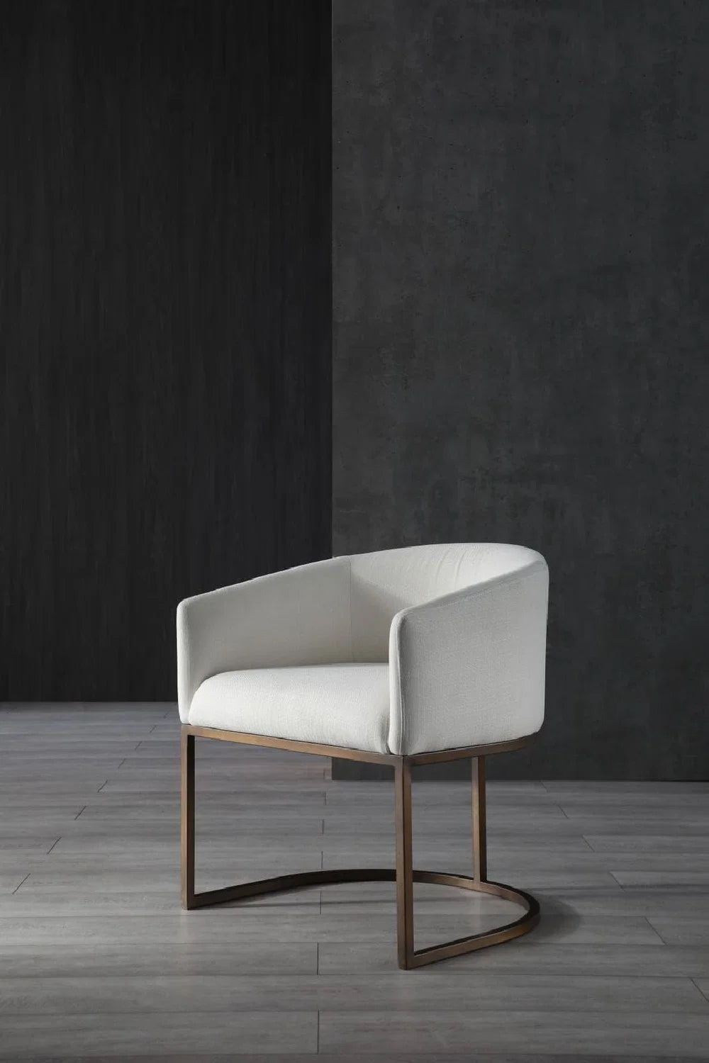 Luxury Cantilevered Velvet Modern Dining Chair European Style for Villa