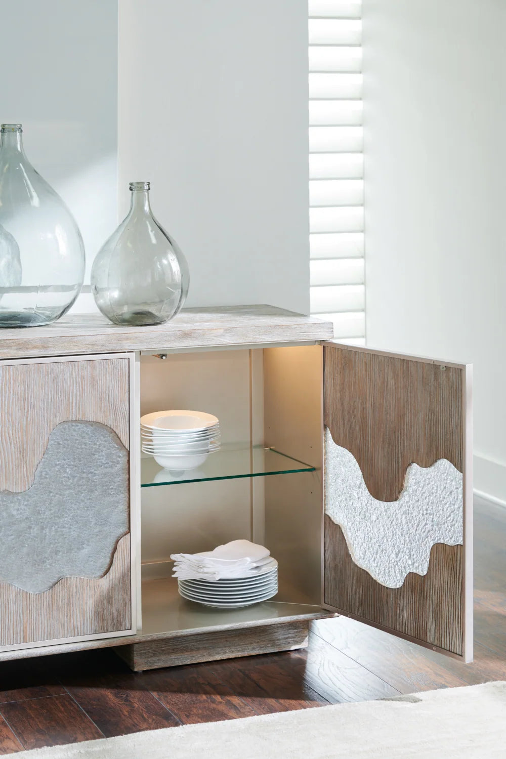 Luxury Cast Glass 4-Door Sideboard European Style for Villa