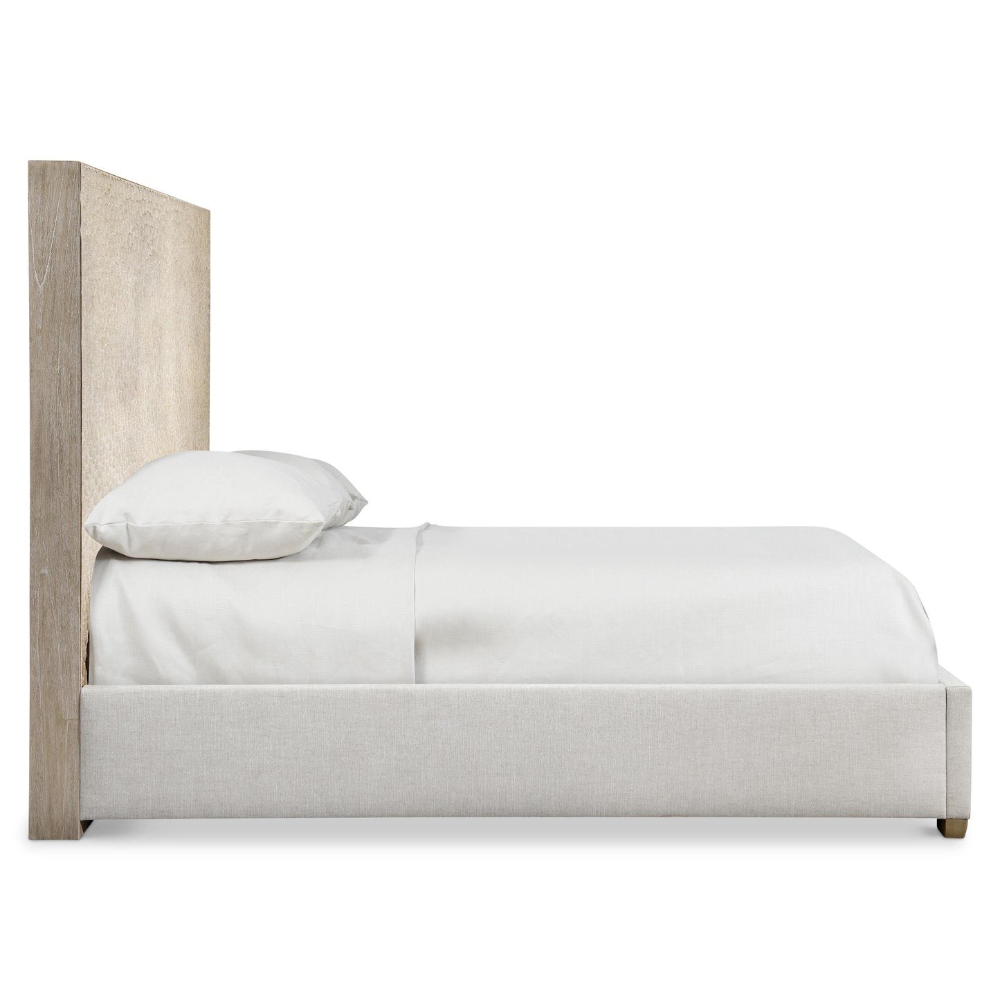 Luxury Cerro Fabric Panel Bed Modern Italian Style for Villa