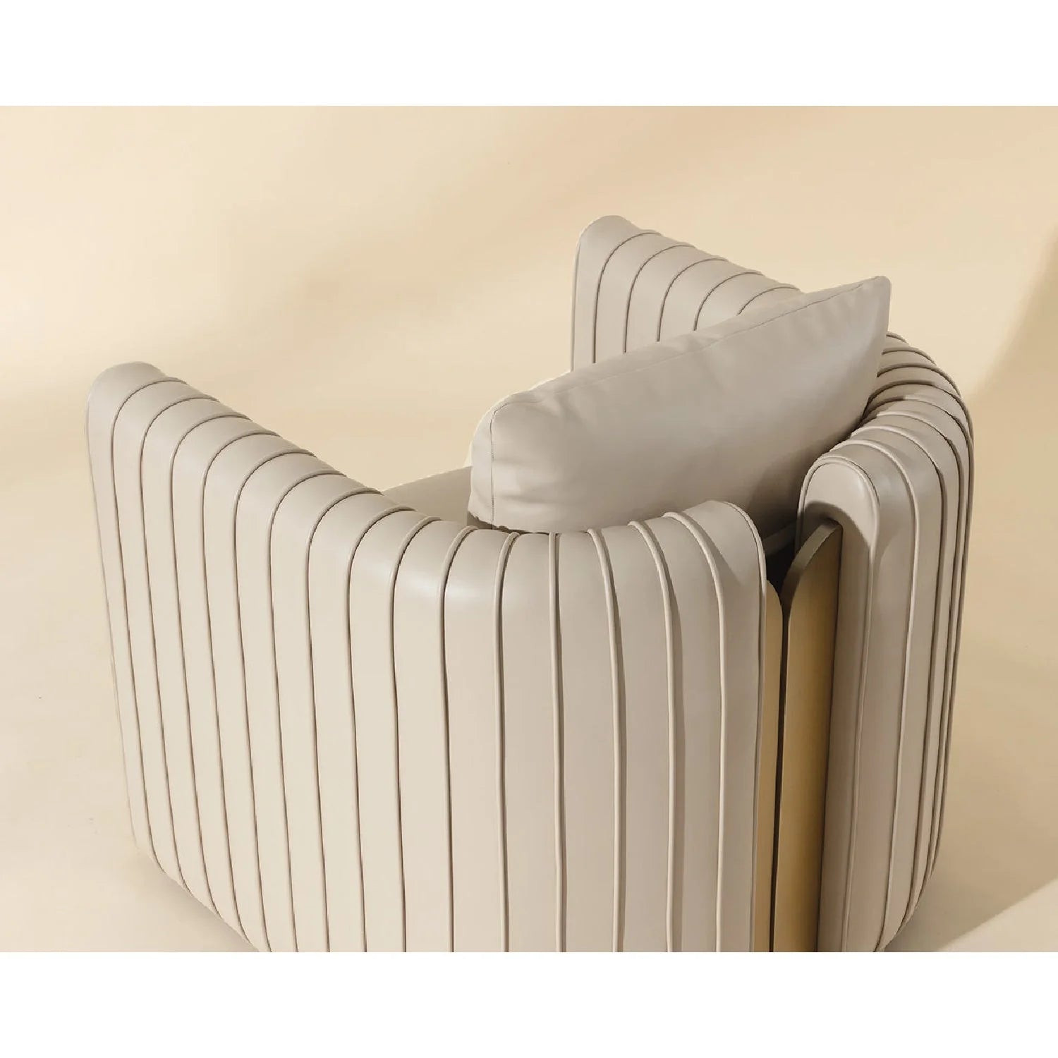 Luxury Channel Piped Lounge Chair European Style for Villa