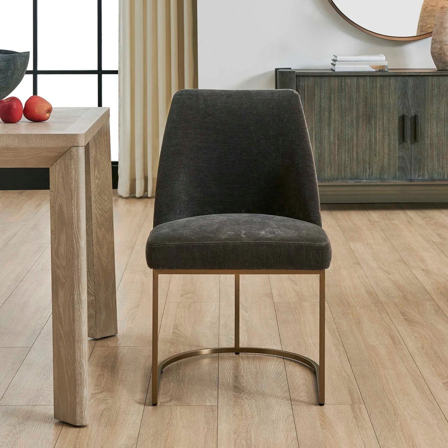 Luxury Charcoal Velvet Dining Chair European Style for Villa