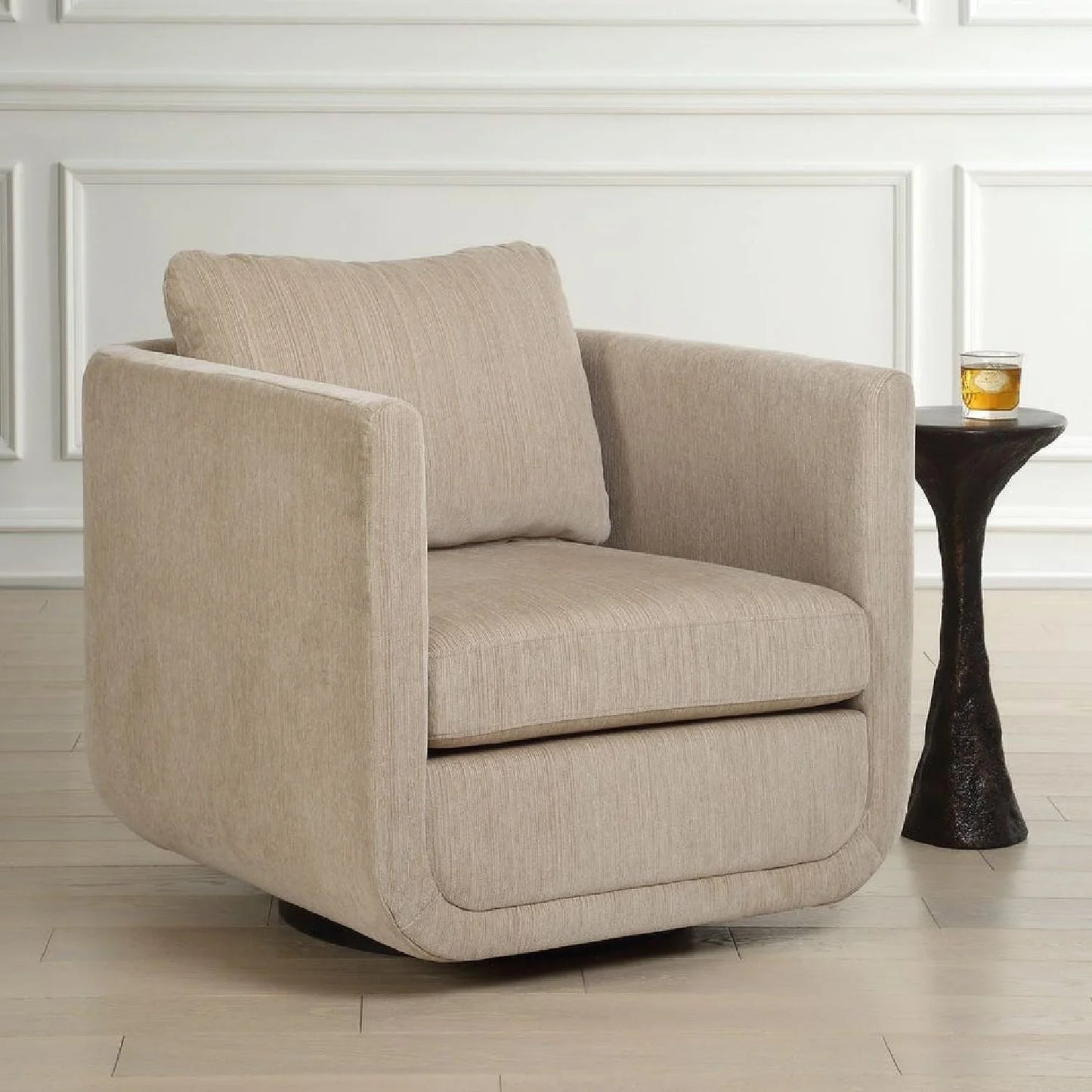 Luxury Chenille Rounded Swivel Accent Chair Modern Italian Style for Villa