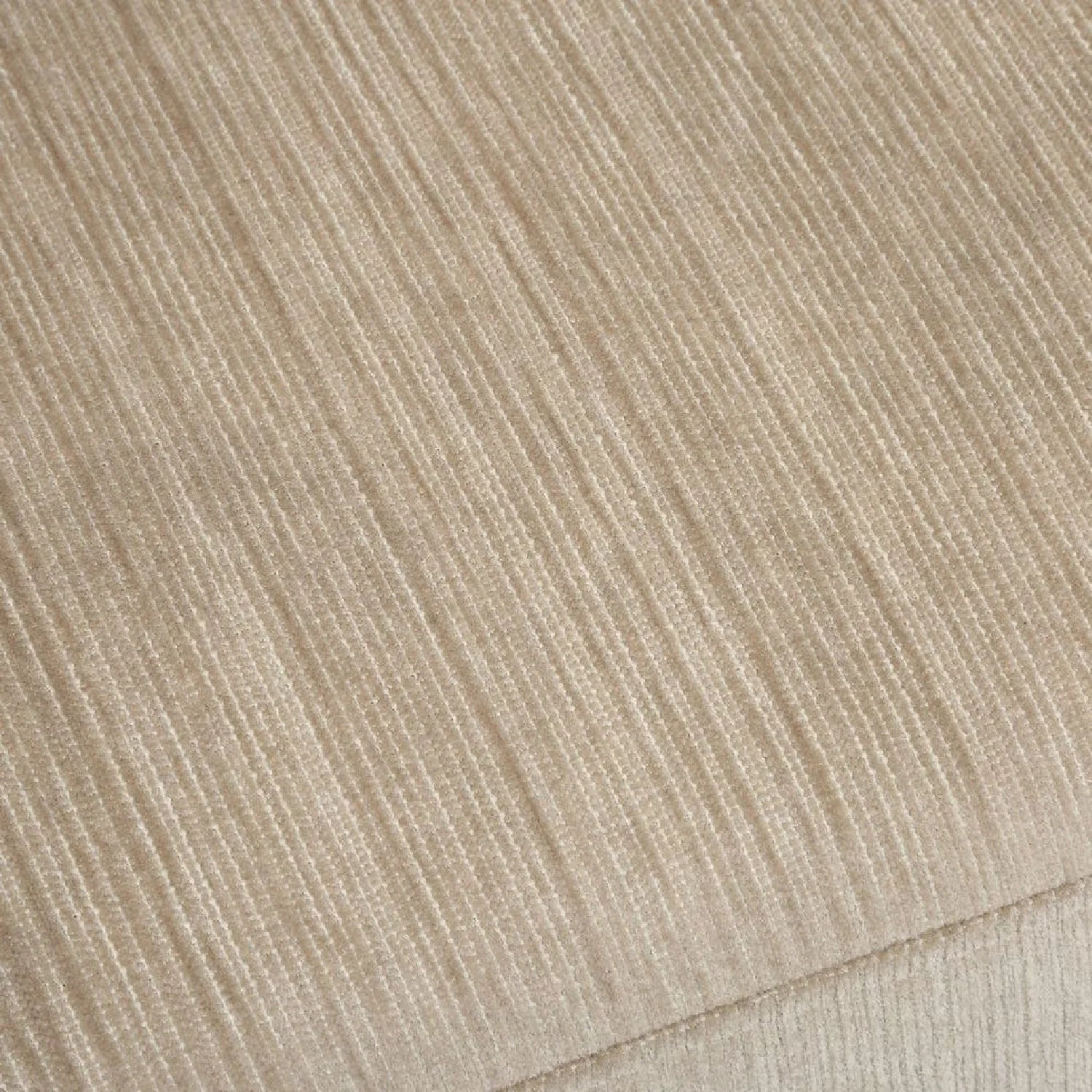 Luxury Chenille Rounded Swivel Accent Chair Modern Italian Style for Villa