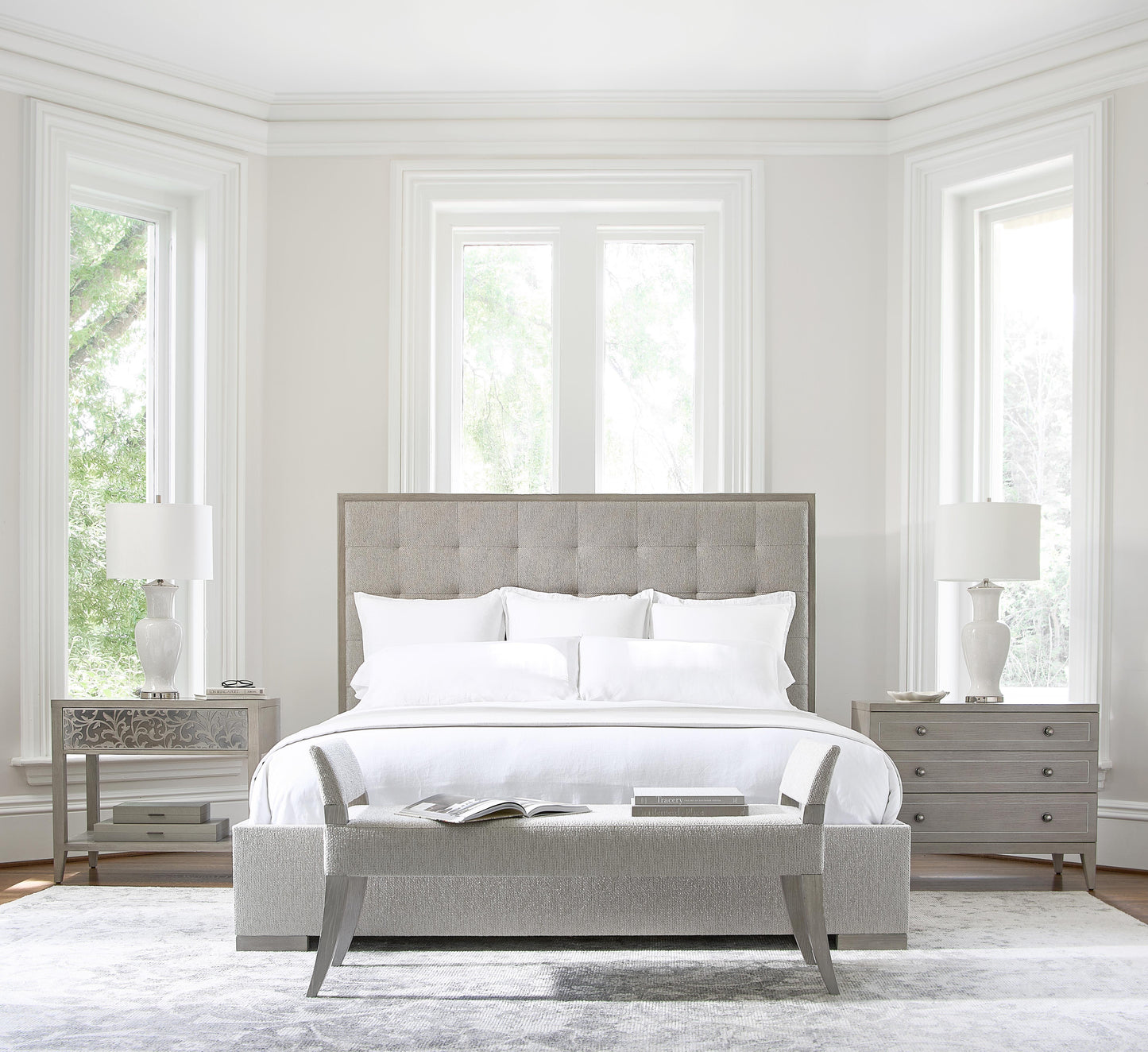 Luxury Cornelia Fabric Panel Bed Modern Italian Style for Villa