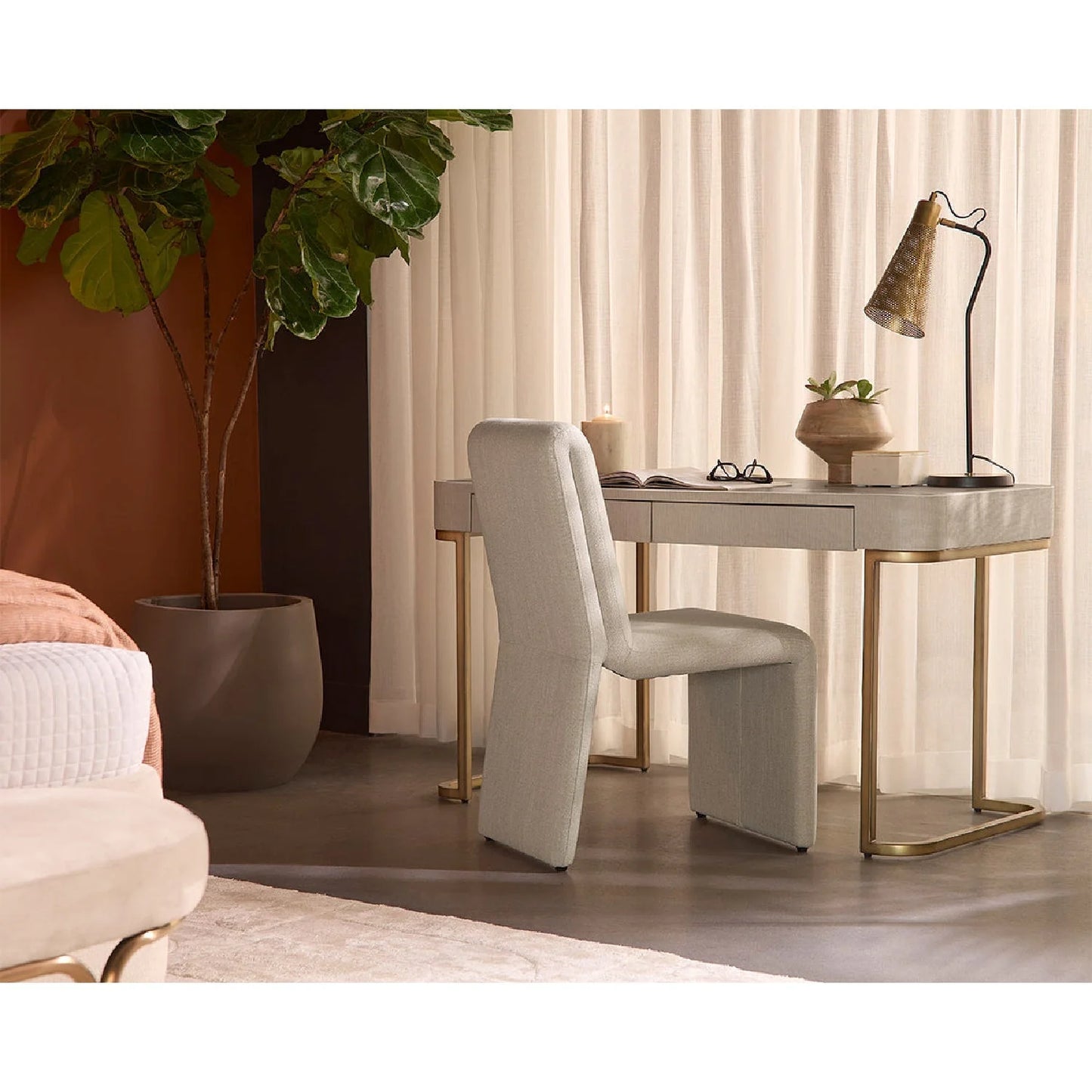 Luxury Cream 2-Drawer Modern Desk European Style for Villa