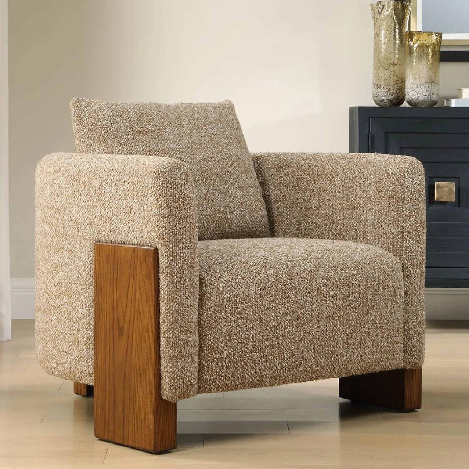 Luxury Cream Boucle Accent Chair Modern Italian Style for Villa