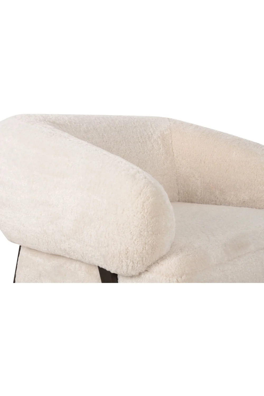 Luxury Cream Fur Lounge Chair Modern Italian Style for Villa