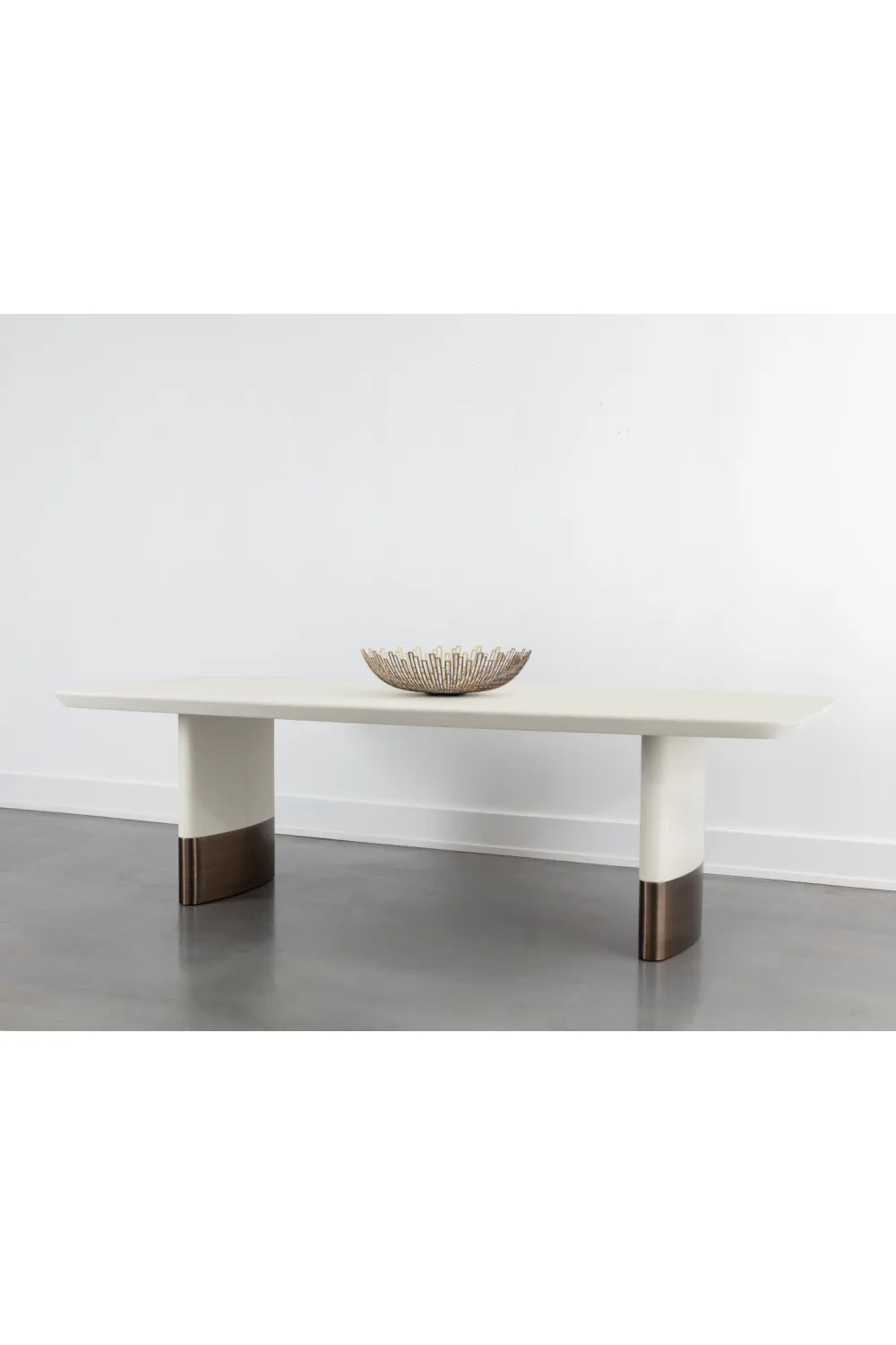 Luxury Cream Leather Look Dining Table Modern Italian Style for Villa