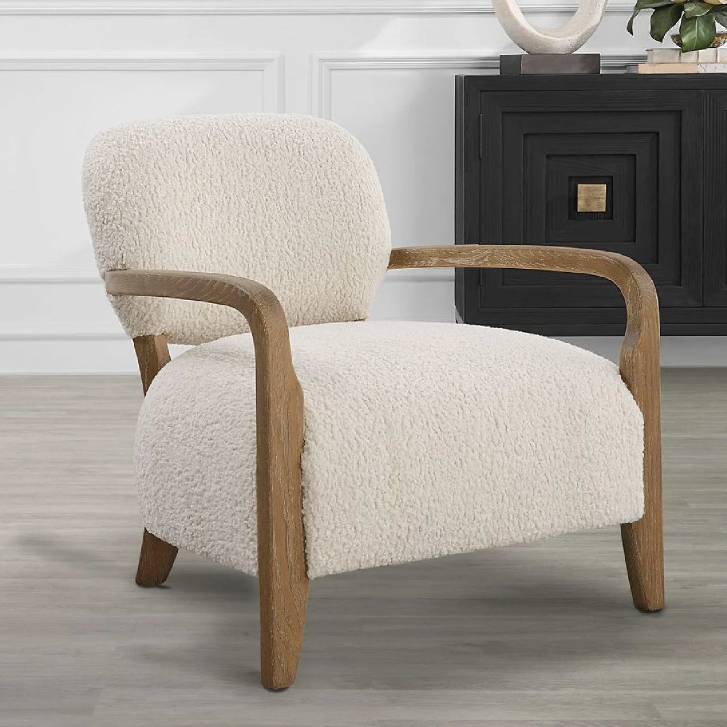 Luxury Cream Shearling Accent Chair European Style for Villa