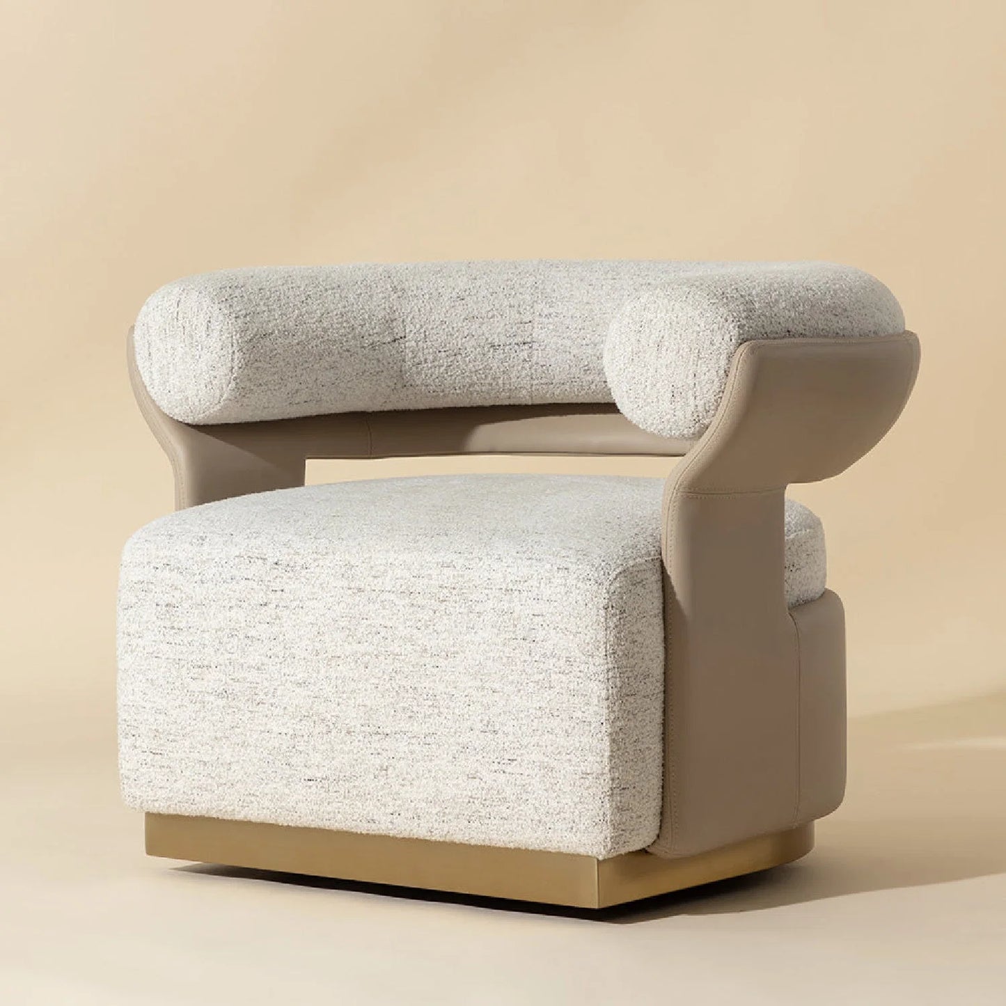 Luxury Curved Fabric Swivel Lounge Chair Modern Italian Style for Villa