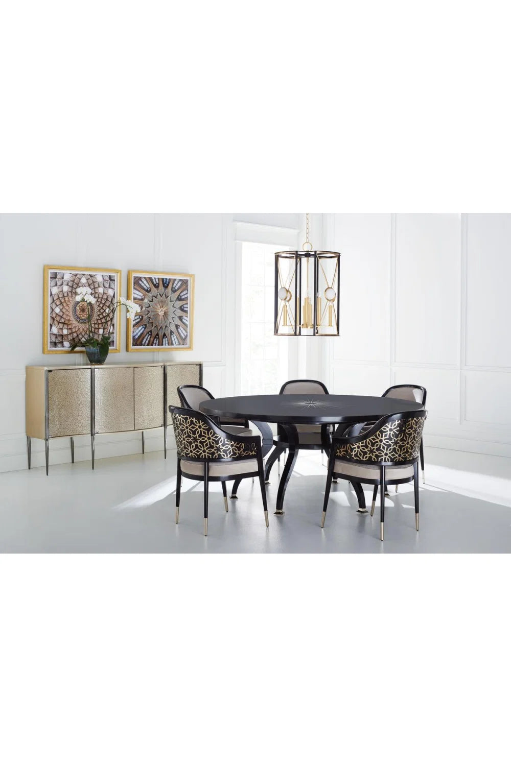 Luxury Curved Glass 4-Door Sideboard European Style for Villa