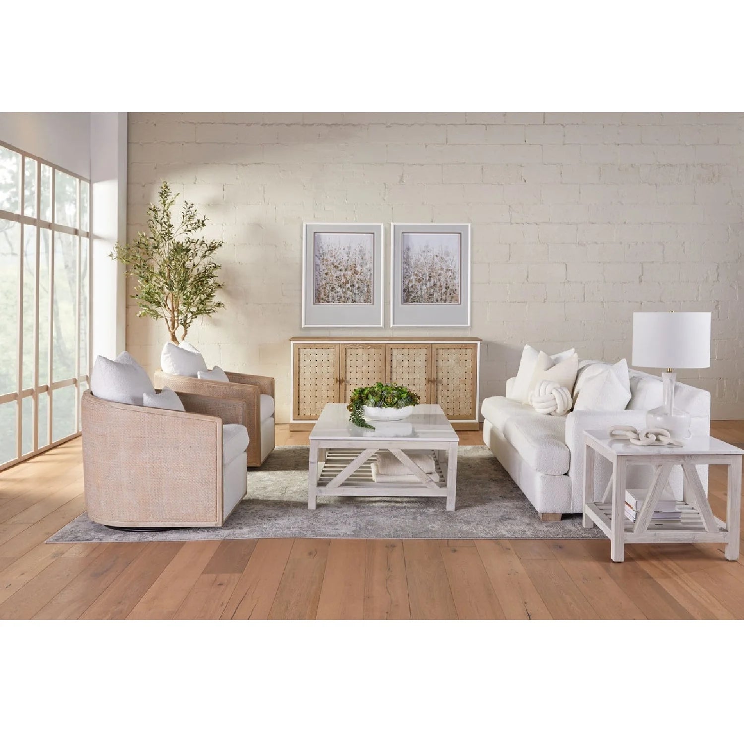 Luxury Curved Oak Swivel Lounge Chair European Style for Villa