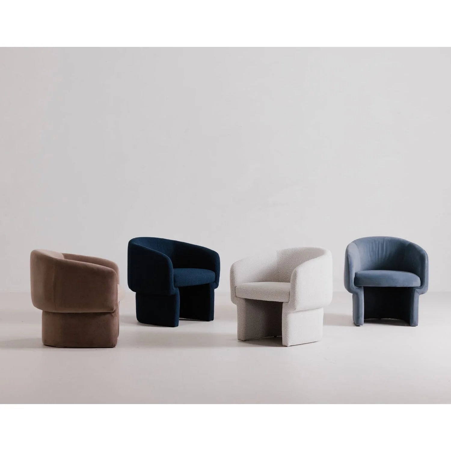 Luxury Curved Occasional Chair Modern Italian Style for Villa