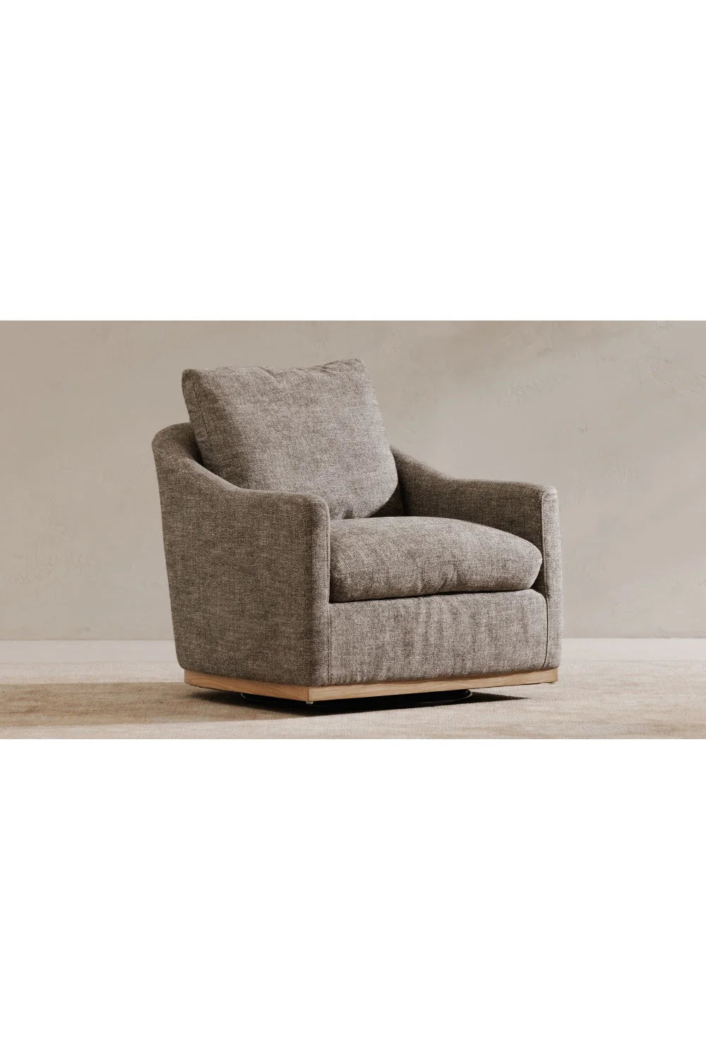 Luxury Curved Swivel Lounge Chair Modern Italian Style for Villa