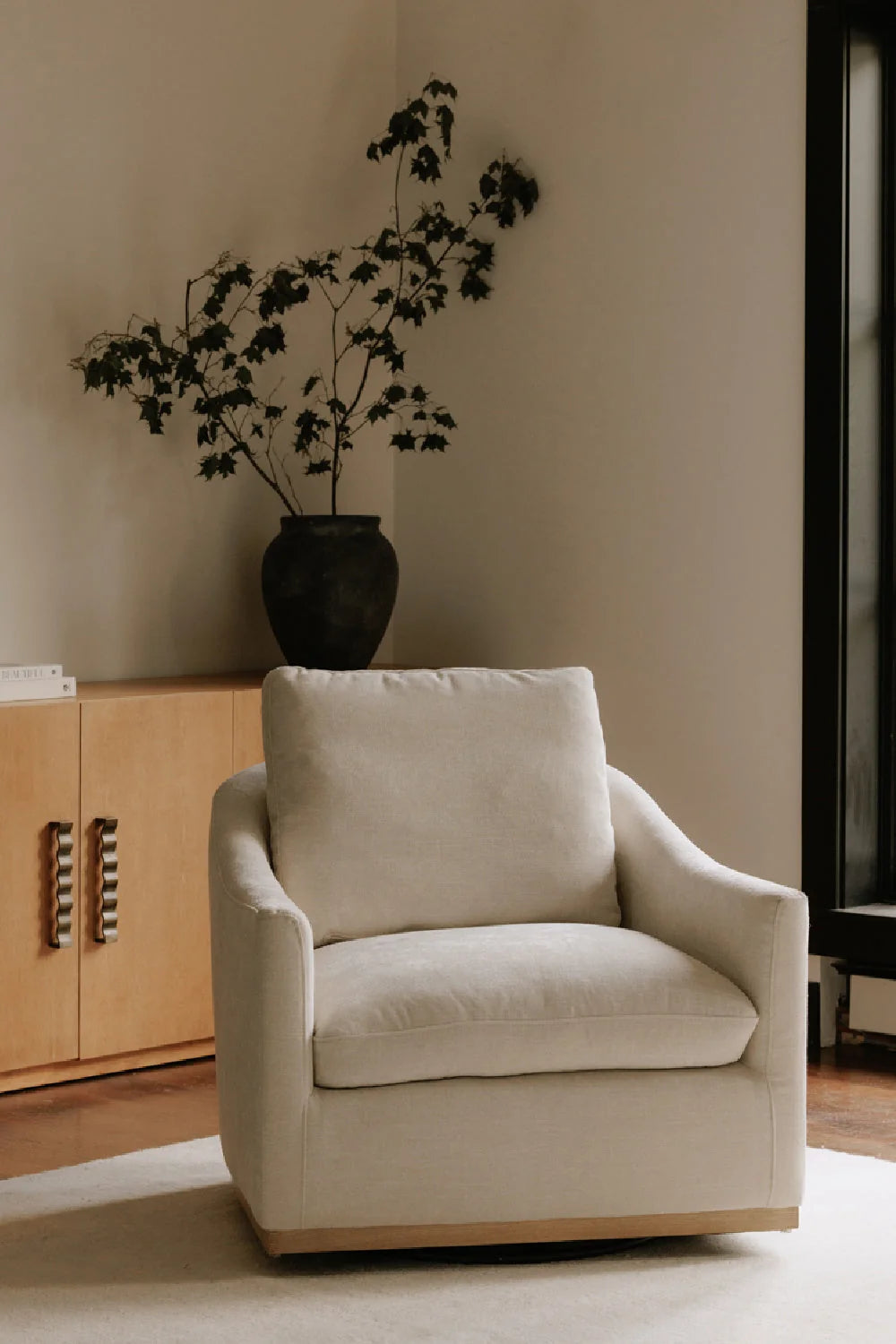 Luxury Curved Swivel Lounge Chair Modern Italian Style for Villa