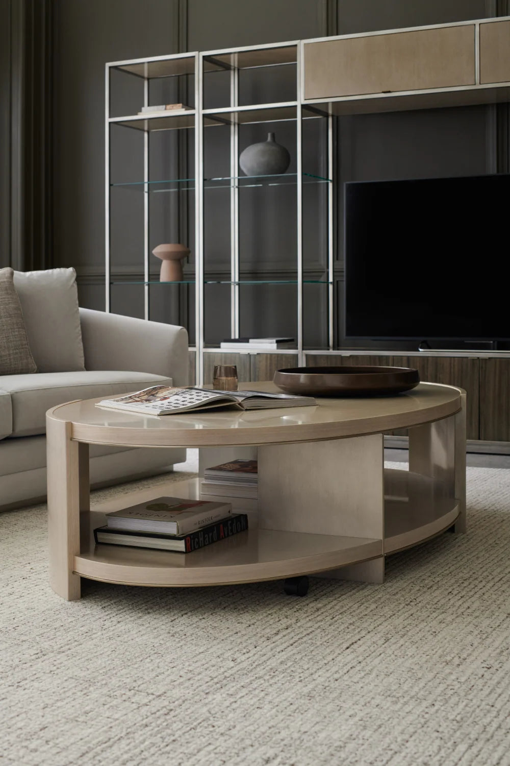 Luxury Da Vita Oval Cream Cocktail Table Modern Italian Style for Villa