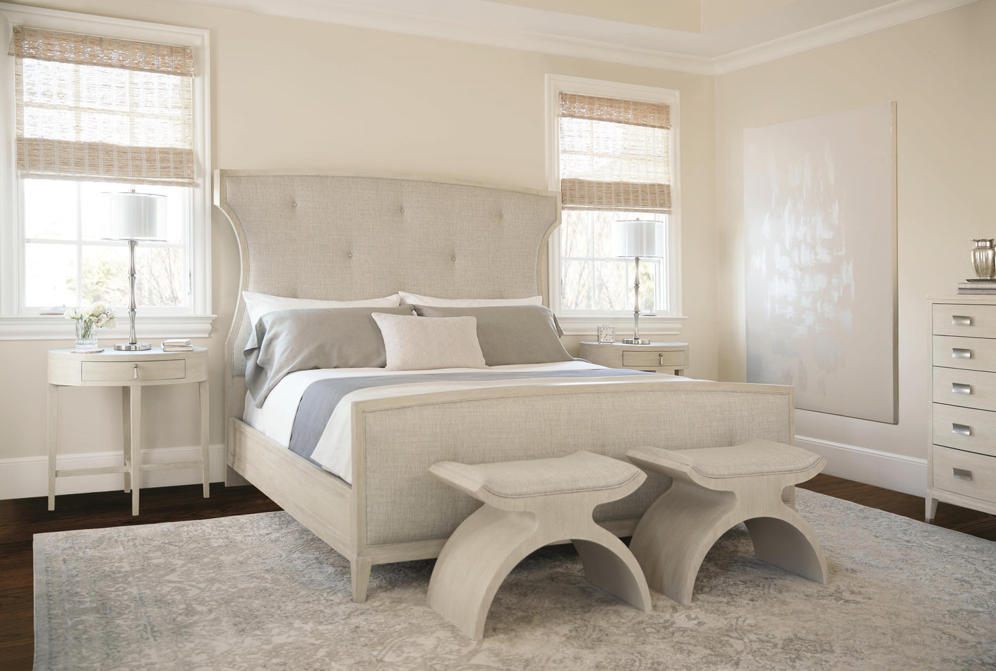 Luxury East Hampton Fabric Panel Bed Modern Italian Style for Villa