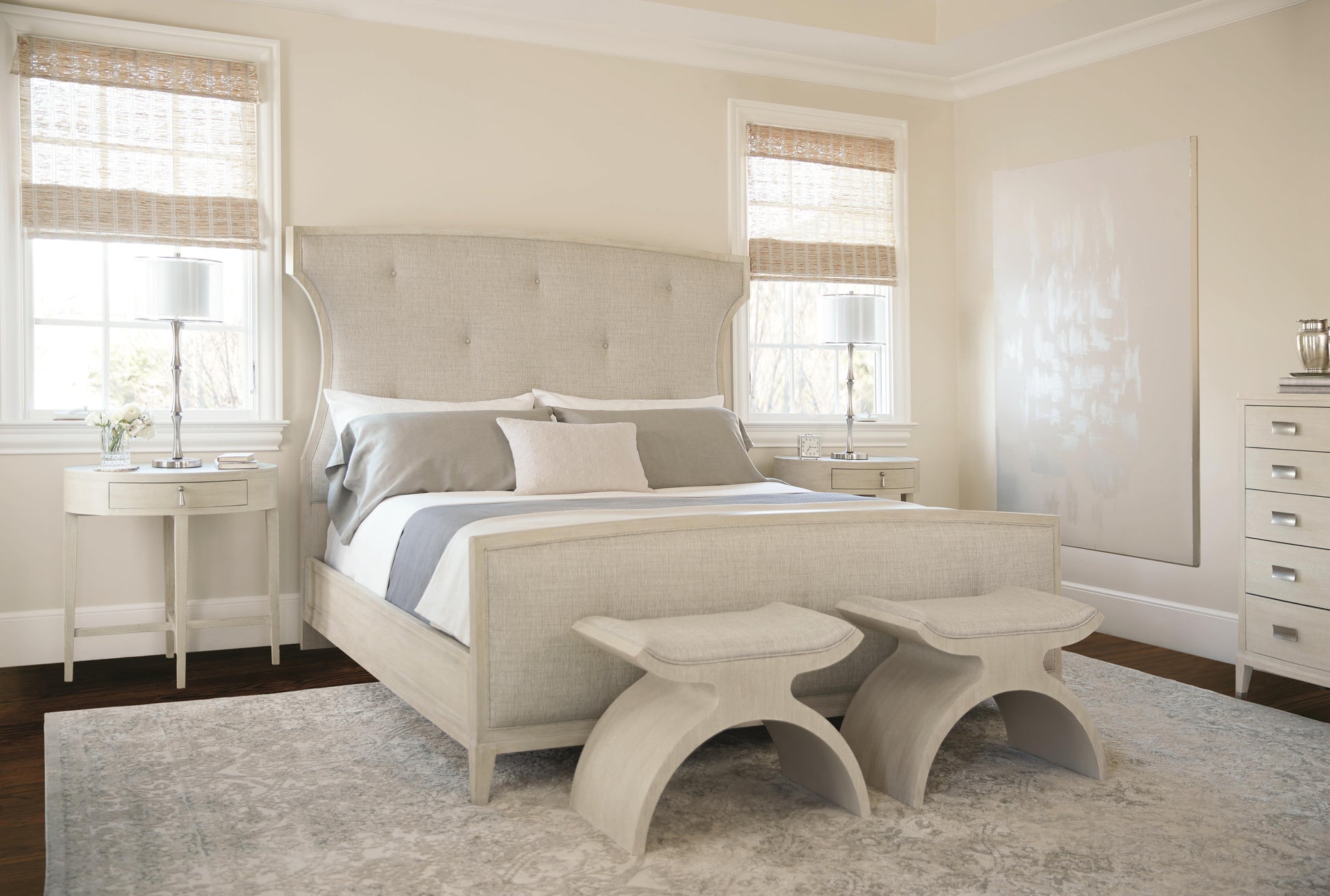Luxury East Hampton Fabric Panel Bed Modern Italian Style for Villa