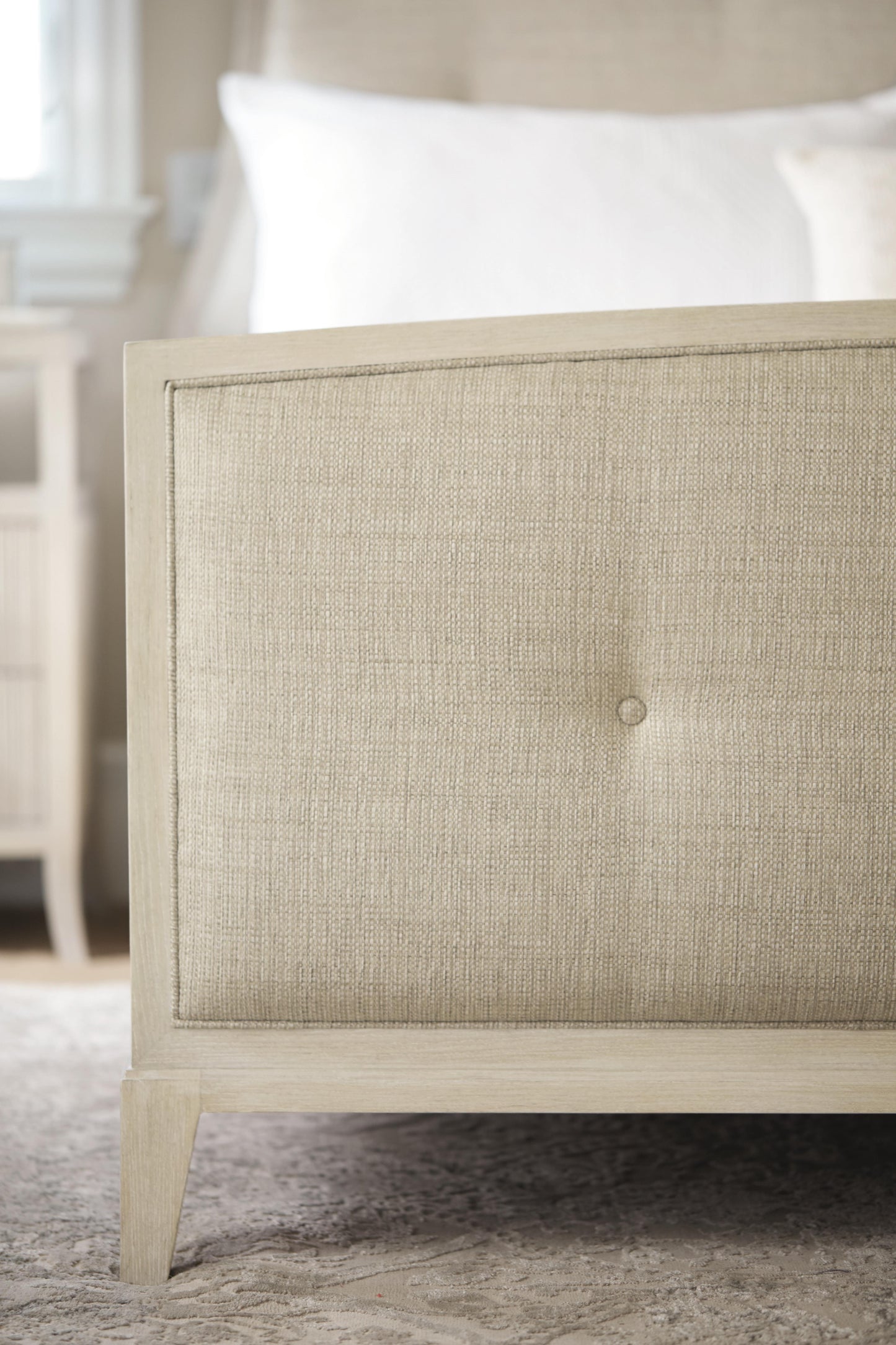 Luxury East Hampton Fabric Panel Bed Modern Italian Style for Villa