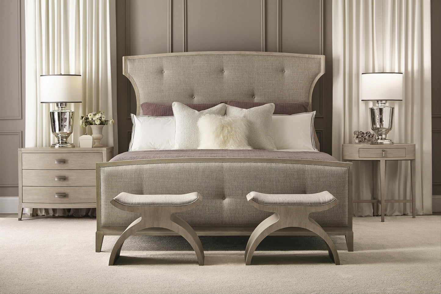 Luxury East Hampton Fabric Panel Bed Modern Italian Style for Villa