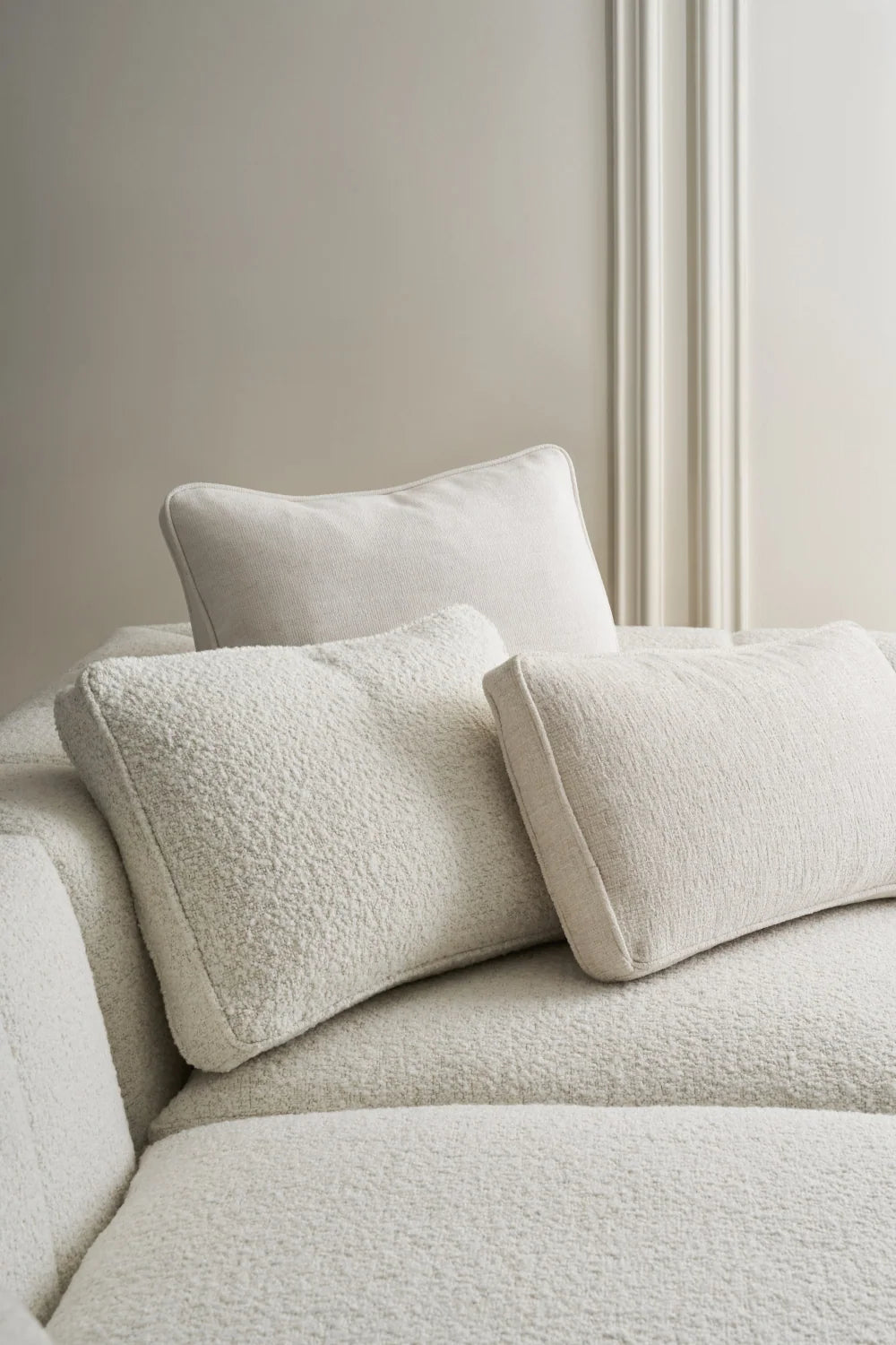 Luxury Edge White Sectional Sofa Modern Italian Style for Villa