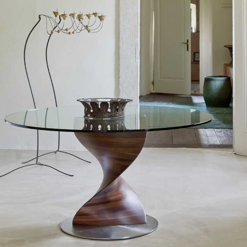 Luxury Elika Dining Table Modern Italian Style for Villa