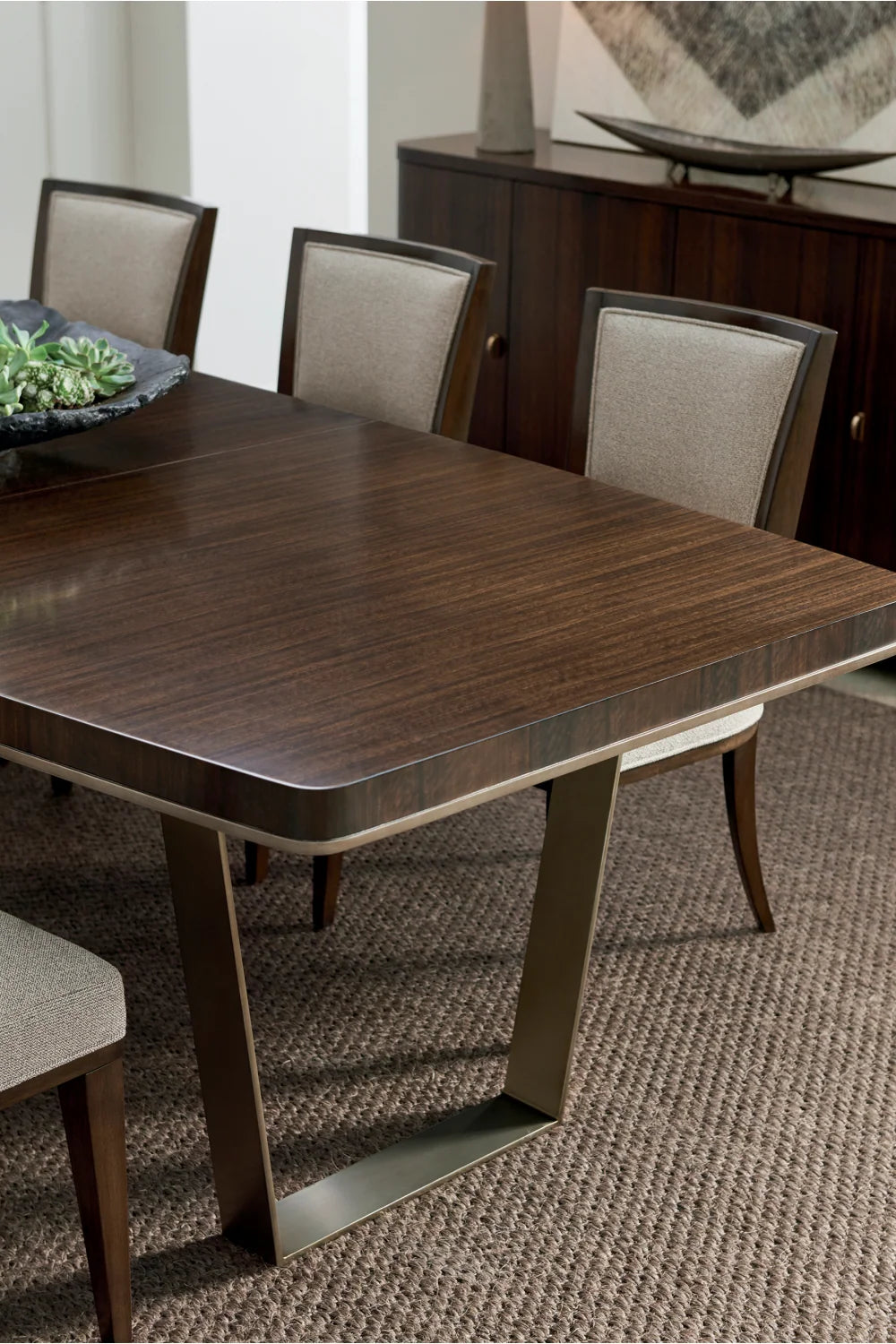 Luxury Eucalyptus Extendable Dining Table Modern Italian Style for Villa