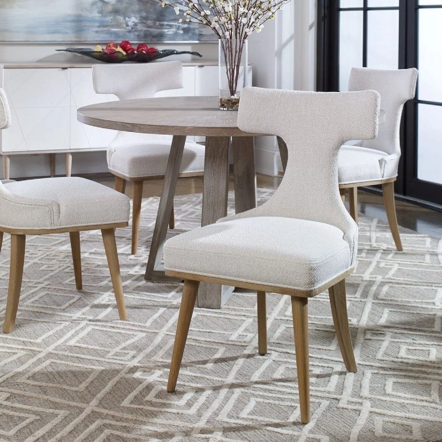 Luxury Fabric Upholstered Accent Chairs Modern Italian Style for Villa
