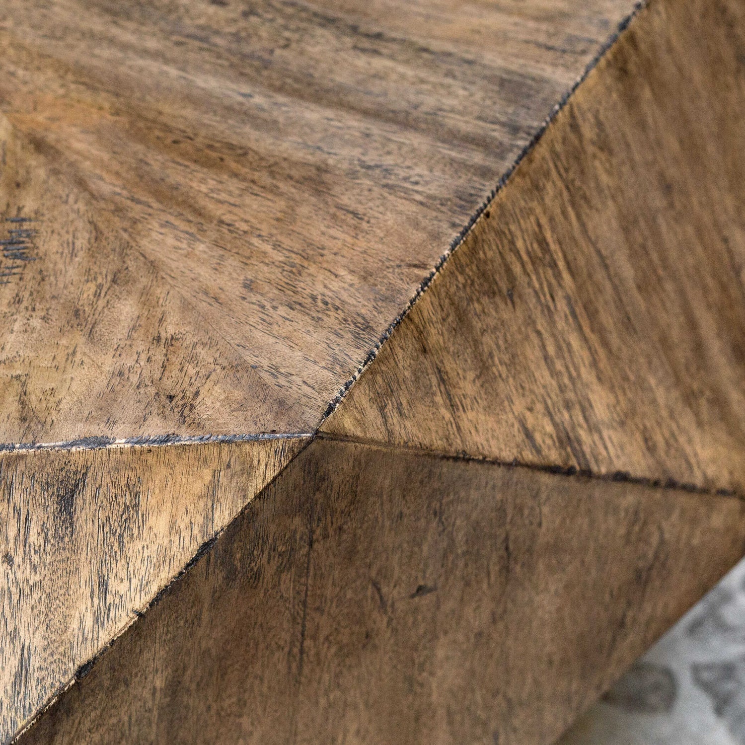 Luxury Faceted Mango Veneer Coffee Table Modern Italian Style for Villa