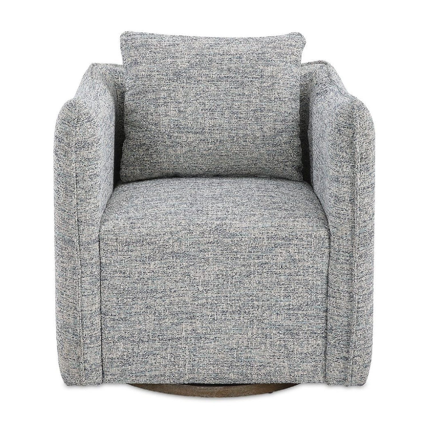 Luxury Flanged Fabric Swivel Accent Chair Modern Italian Style for Villa