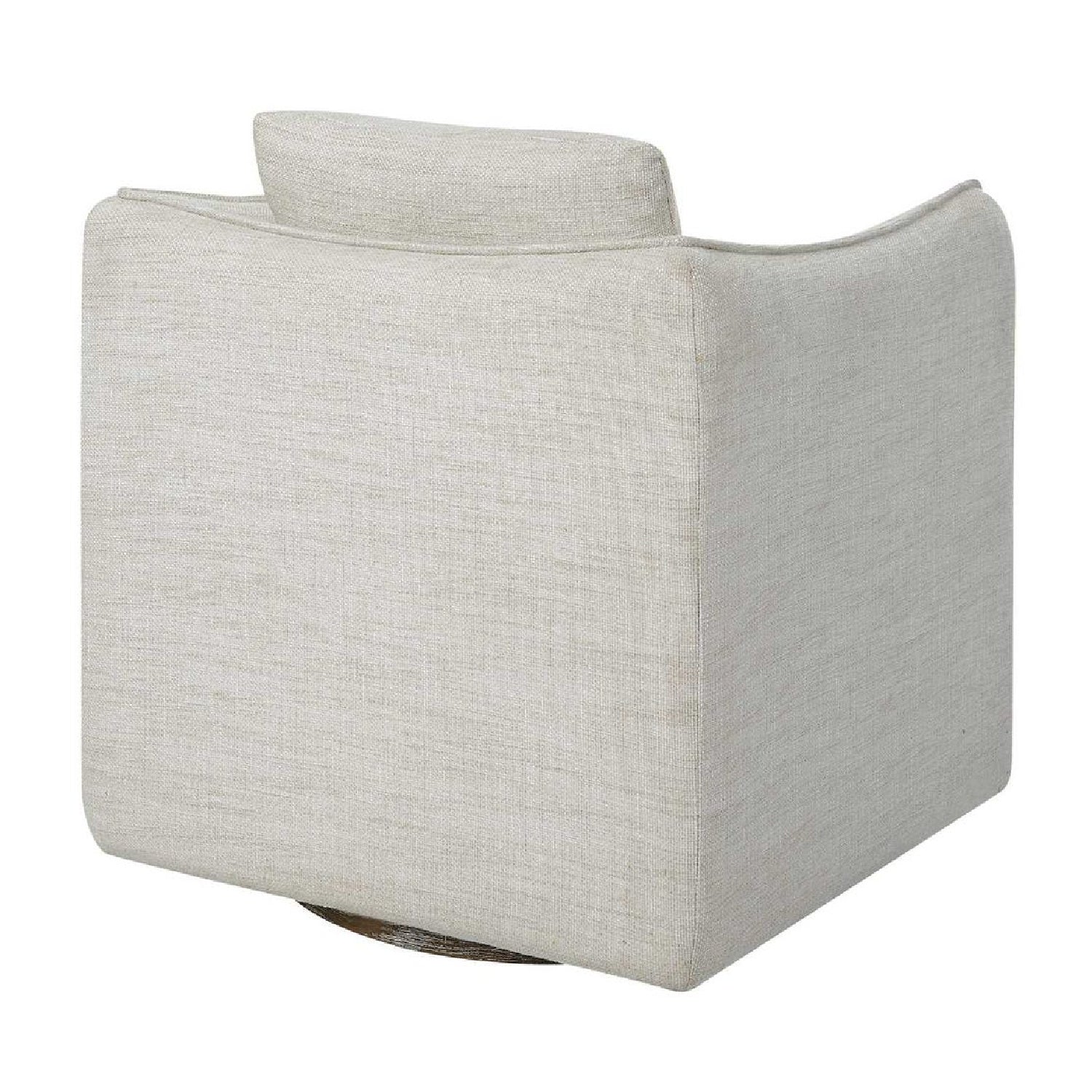 Luxury Flanged Fabric Swivel Accent Chair Modern Italian Style for Villa