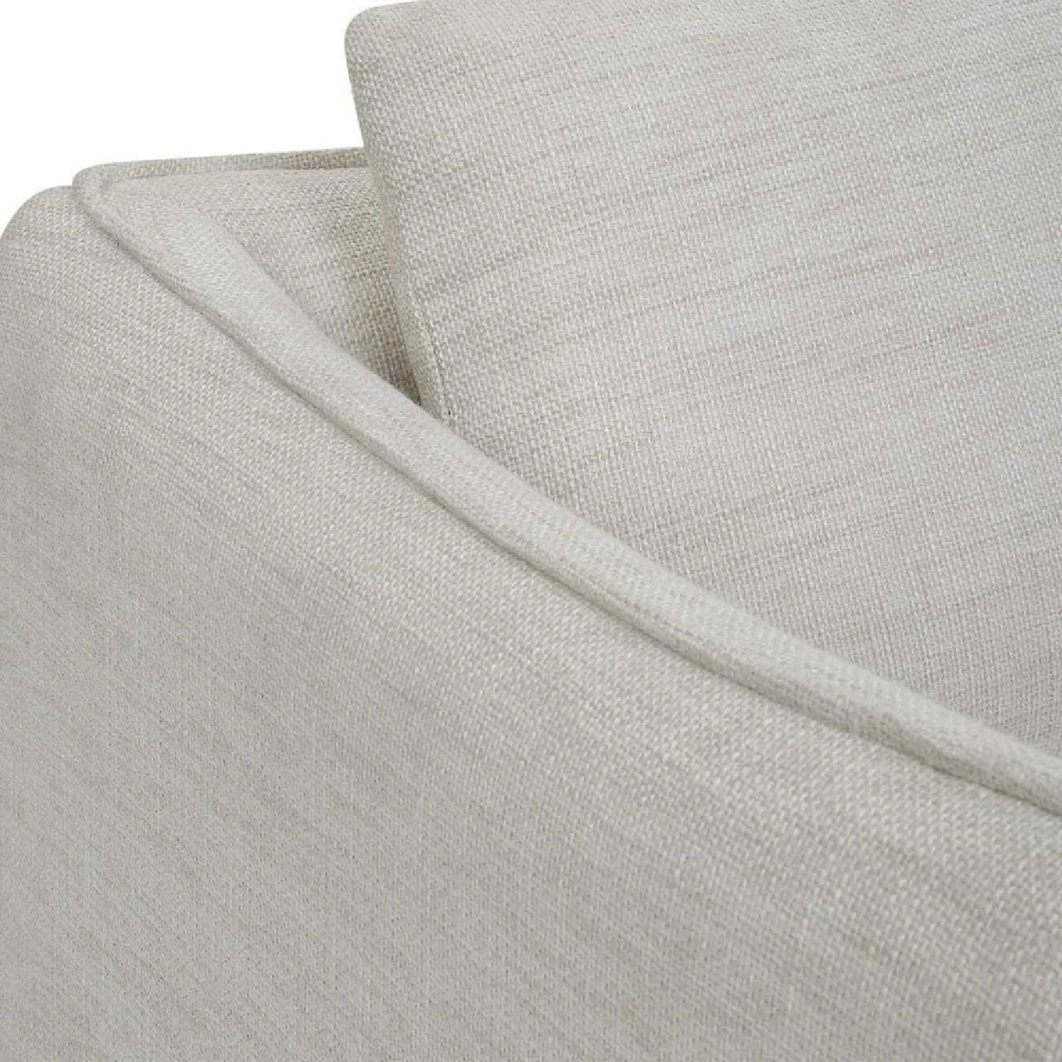 Luxury Flanged Fabric Swivel Accent Chair Modern Italian Style for Villa